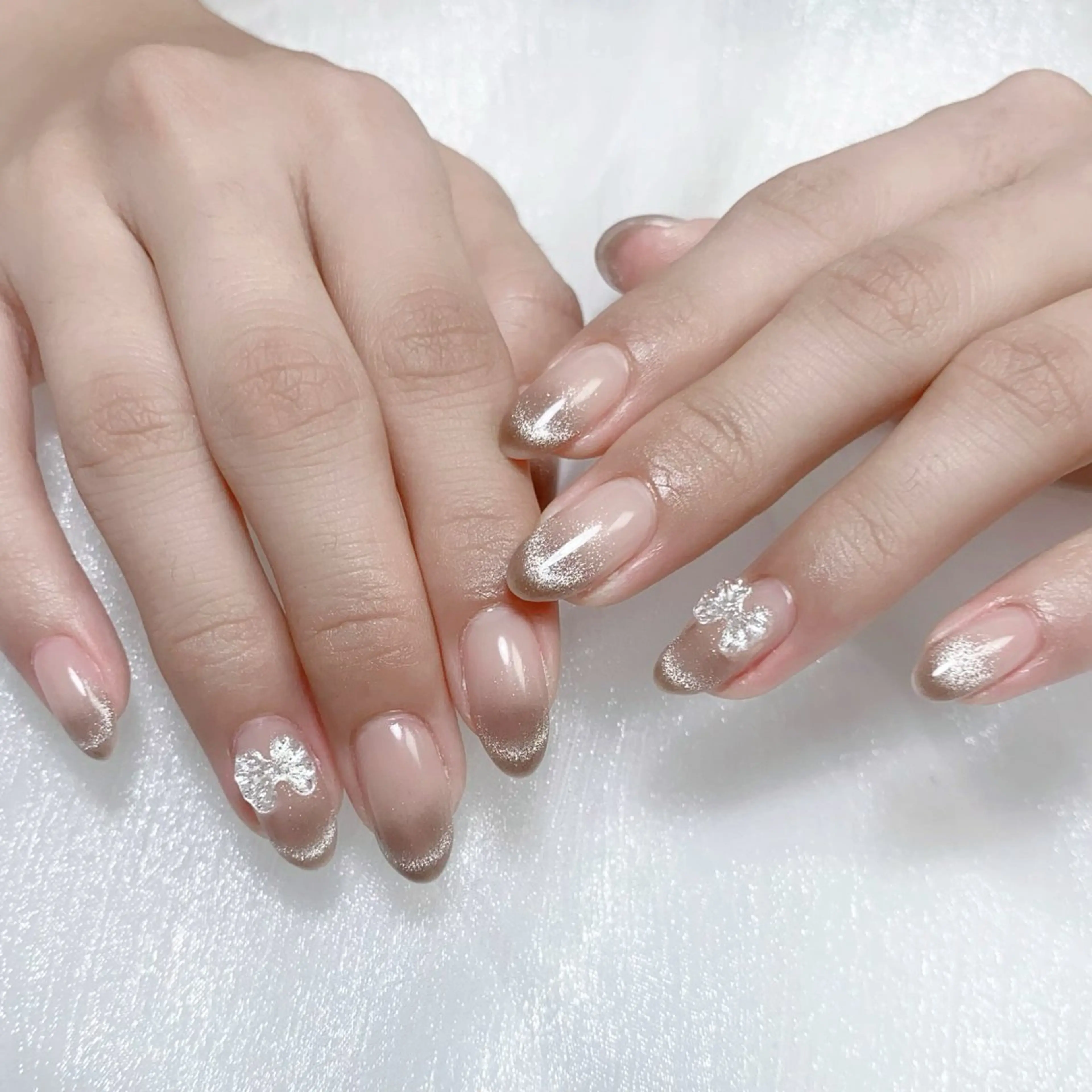 メンズ ネイル メンズ韓国風 アートネイル オーロラネイル ガーリー キラキラネイル ハンドネイル ネイルサロン KARIのネイルデザイン