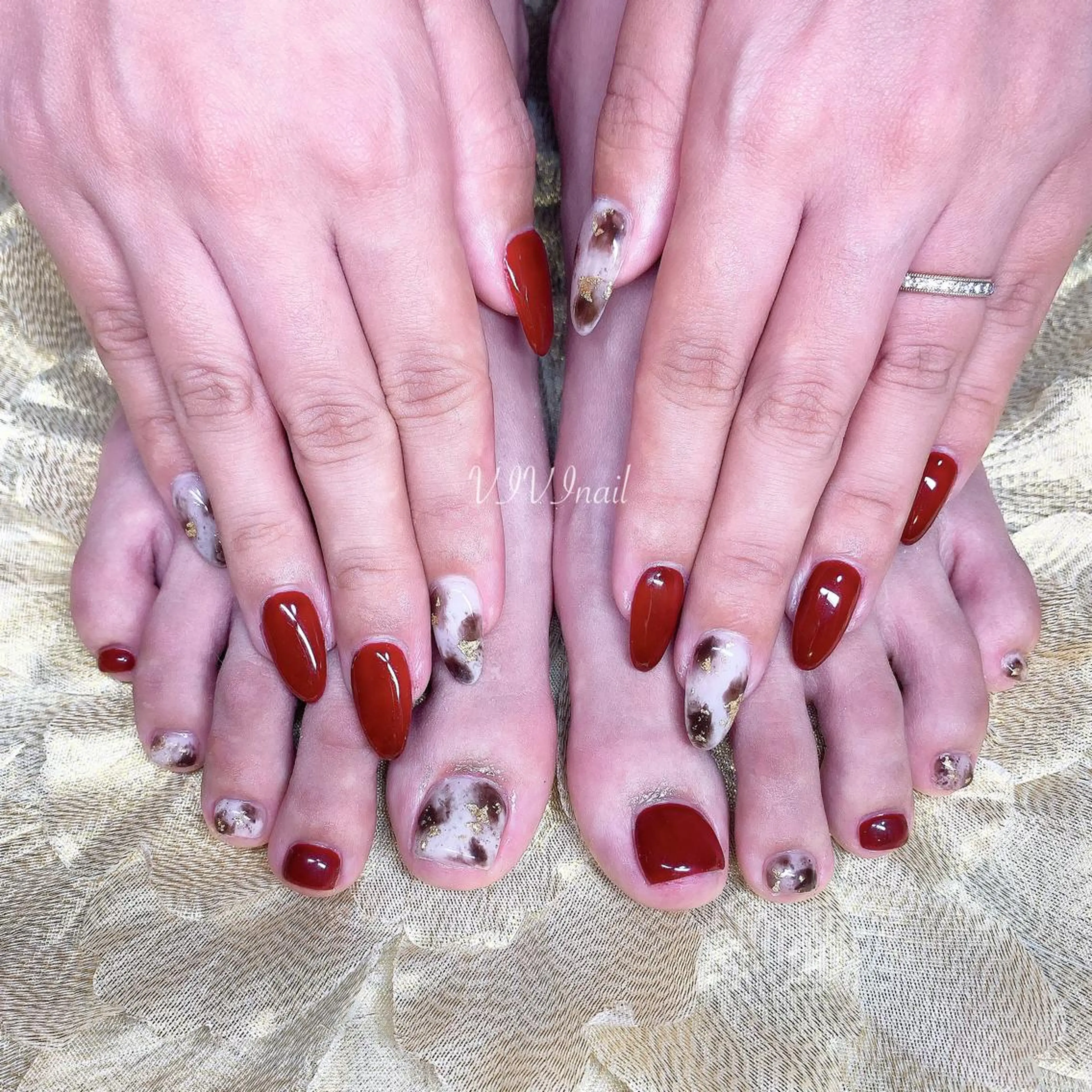 ネイル フットネイル おそろいネイル ハンドネイル vivi nailのネイルデザイン
