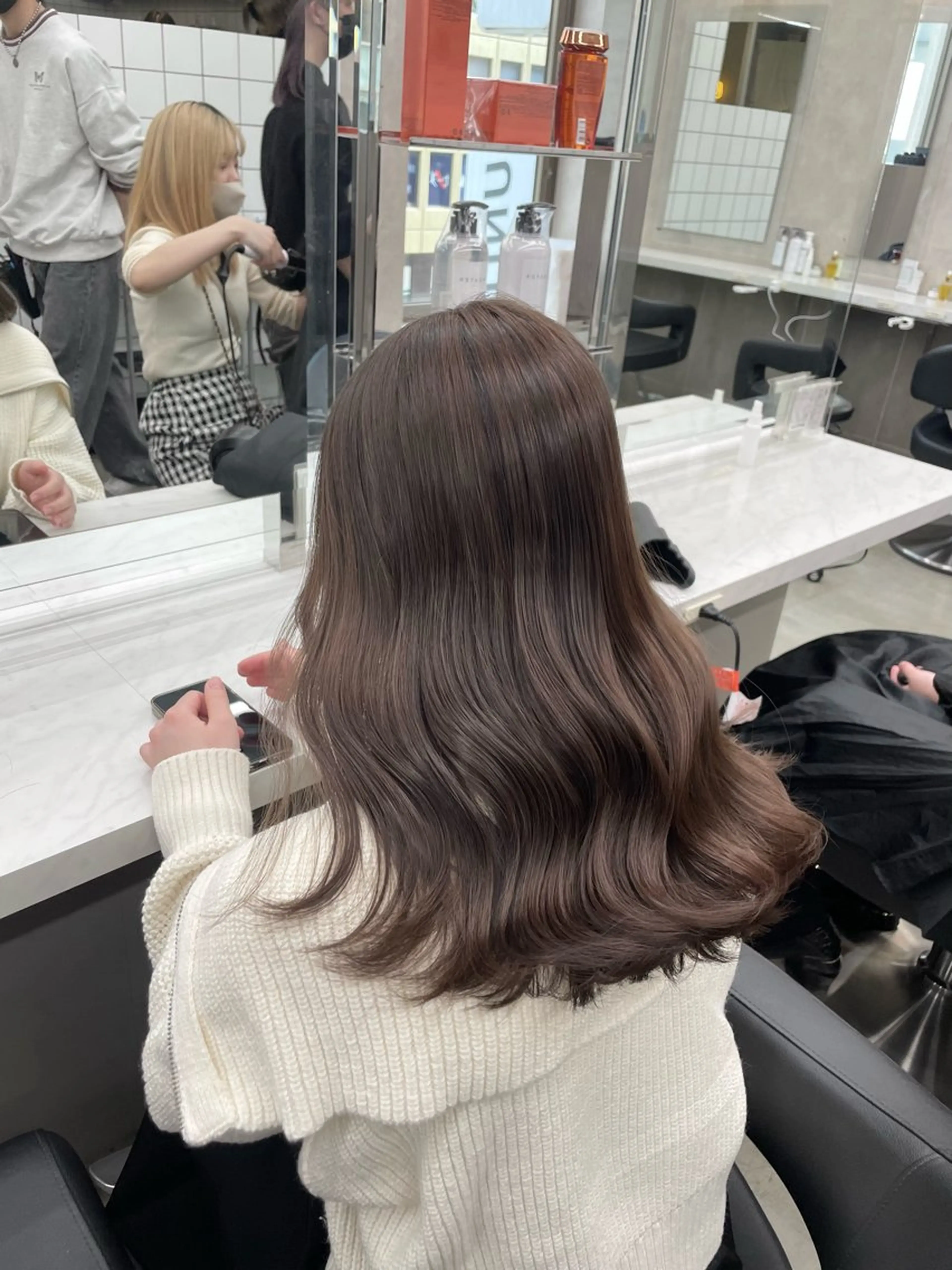 ロング カラー *モデル募集🤍横浜 透明感カラー🫧のヘアスタイル