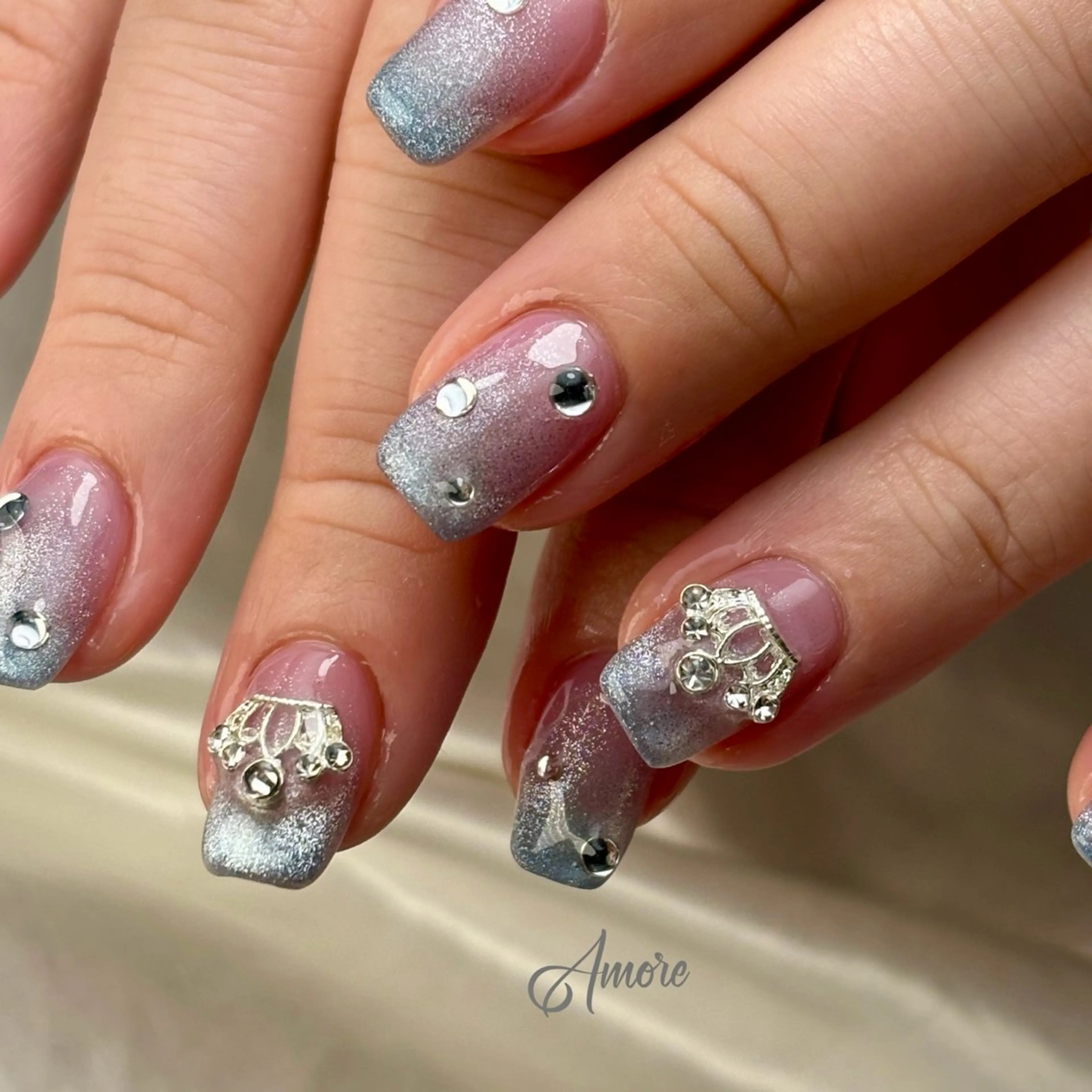 ネイル ジェルネイル キラキラネイル 韓国ネイル マグネットネイル パラジェル You kyehwaのネイルデザイン