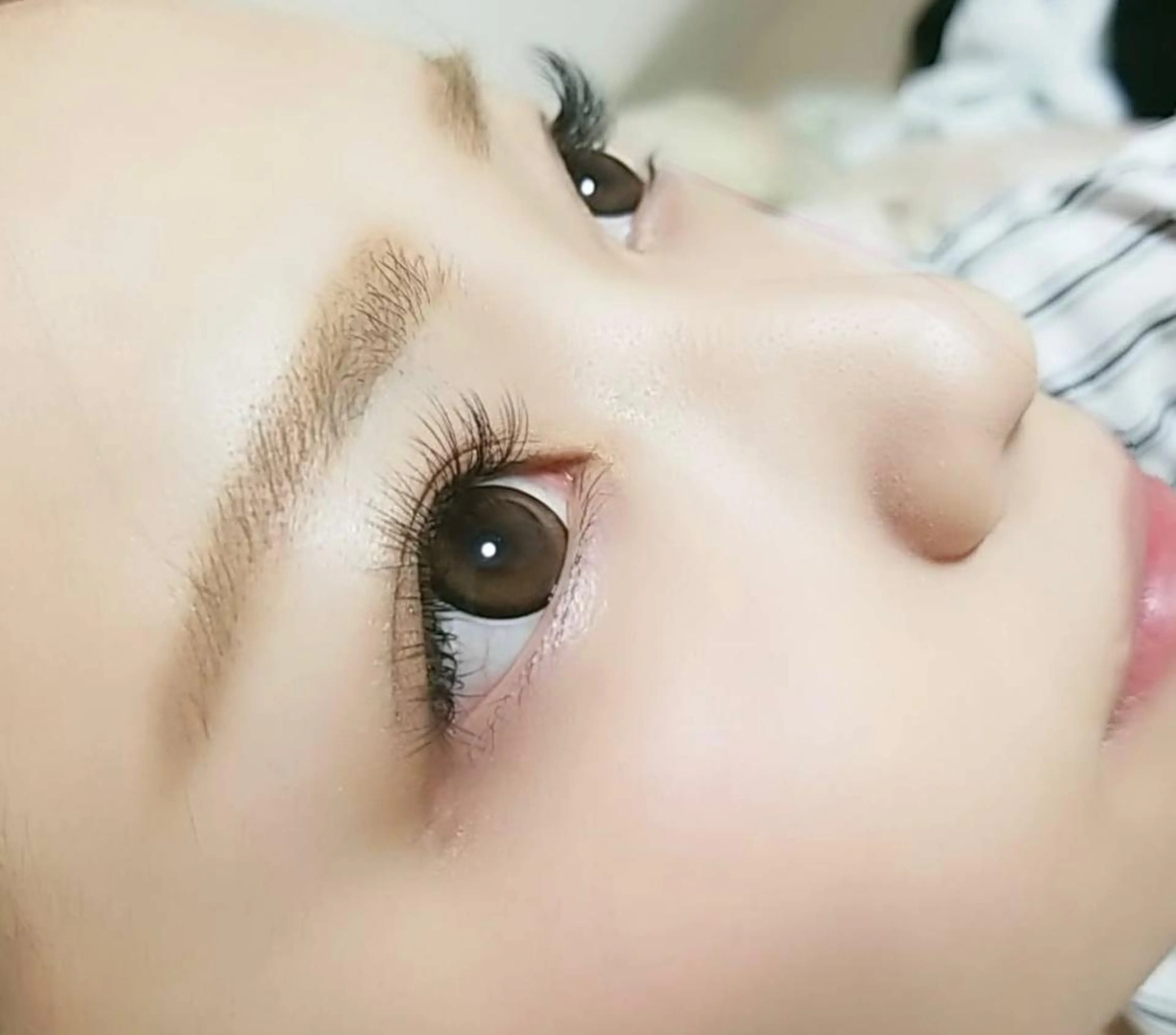 🩵フラットラッシュ８０本🩵他店つけたしOKスーパーロック付マツエクオフ＋500円/＋500円でLEDに変更できます！の写真