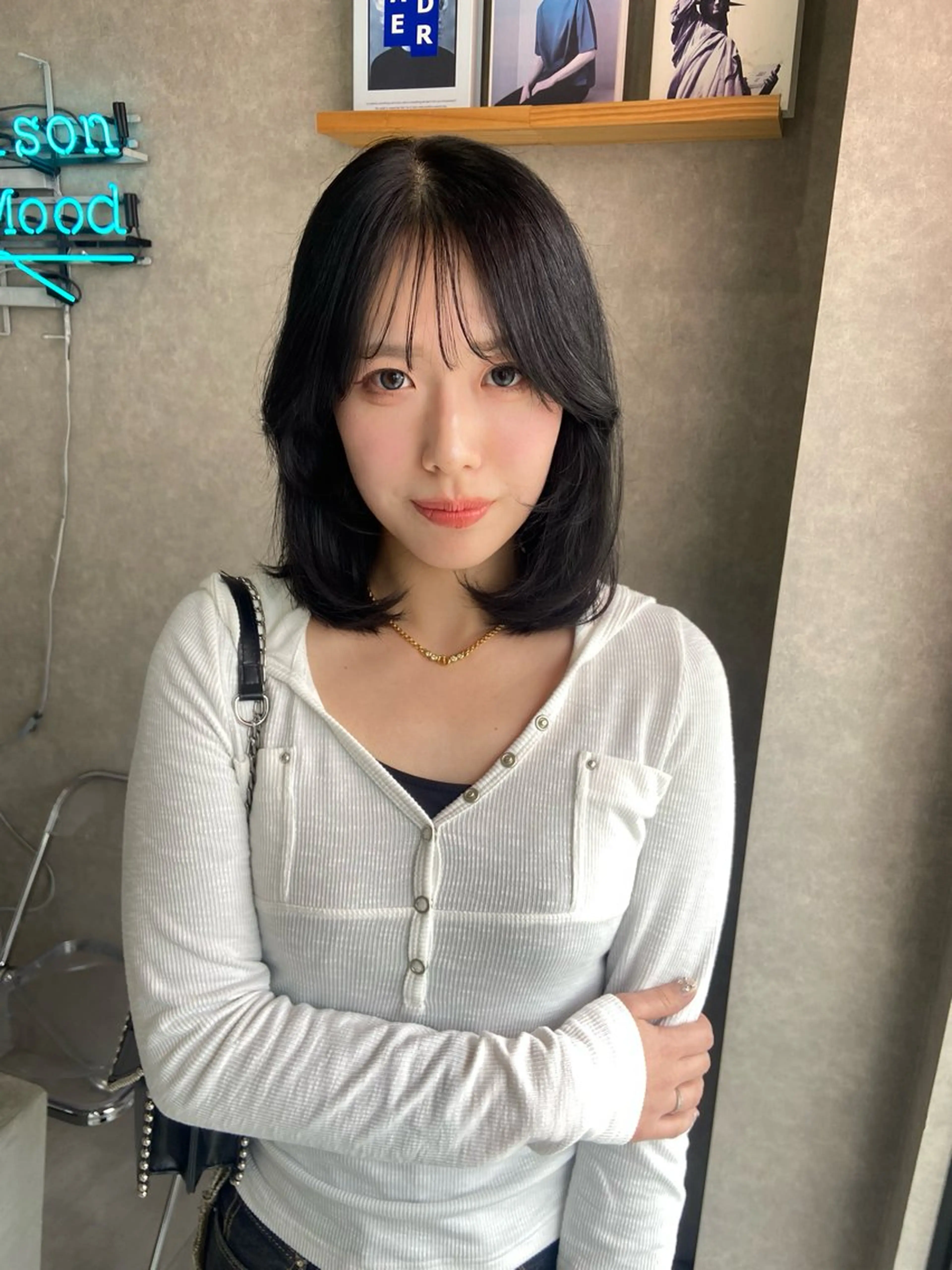 ミディアム カット ヘアカラー トリートメント 山岸 未玖のヘアスタイル