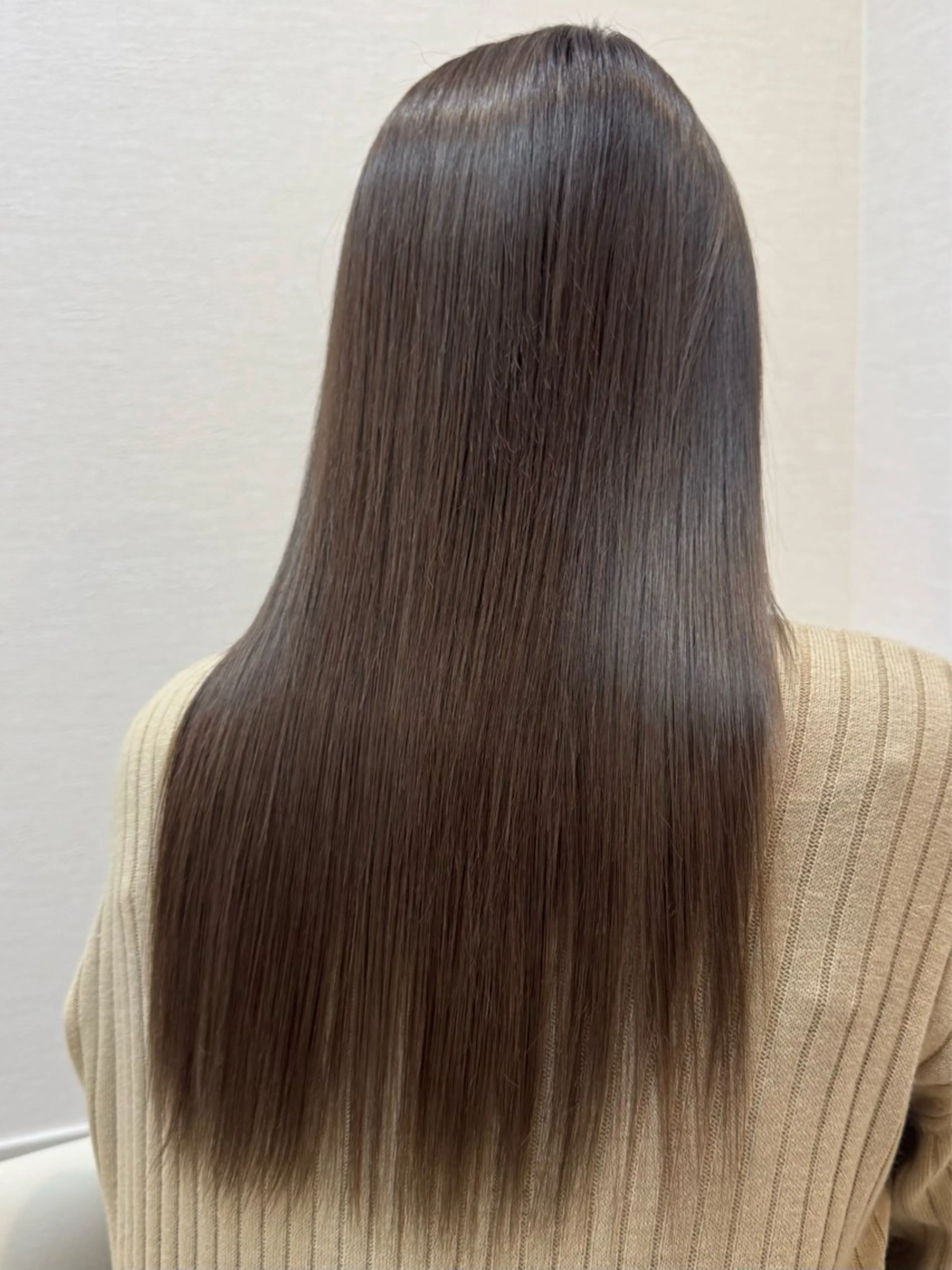 ロング カラー ブラウンカラー マロンブラウン カット ヘアカラー 縮毛矯正 トリートメント 伴藤 寿男のヘアスタイル