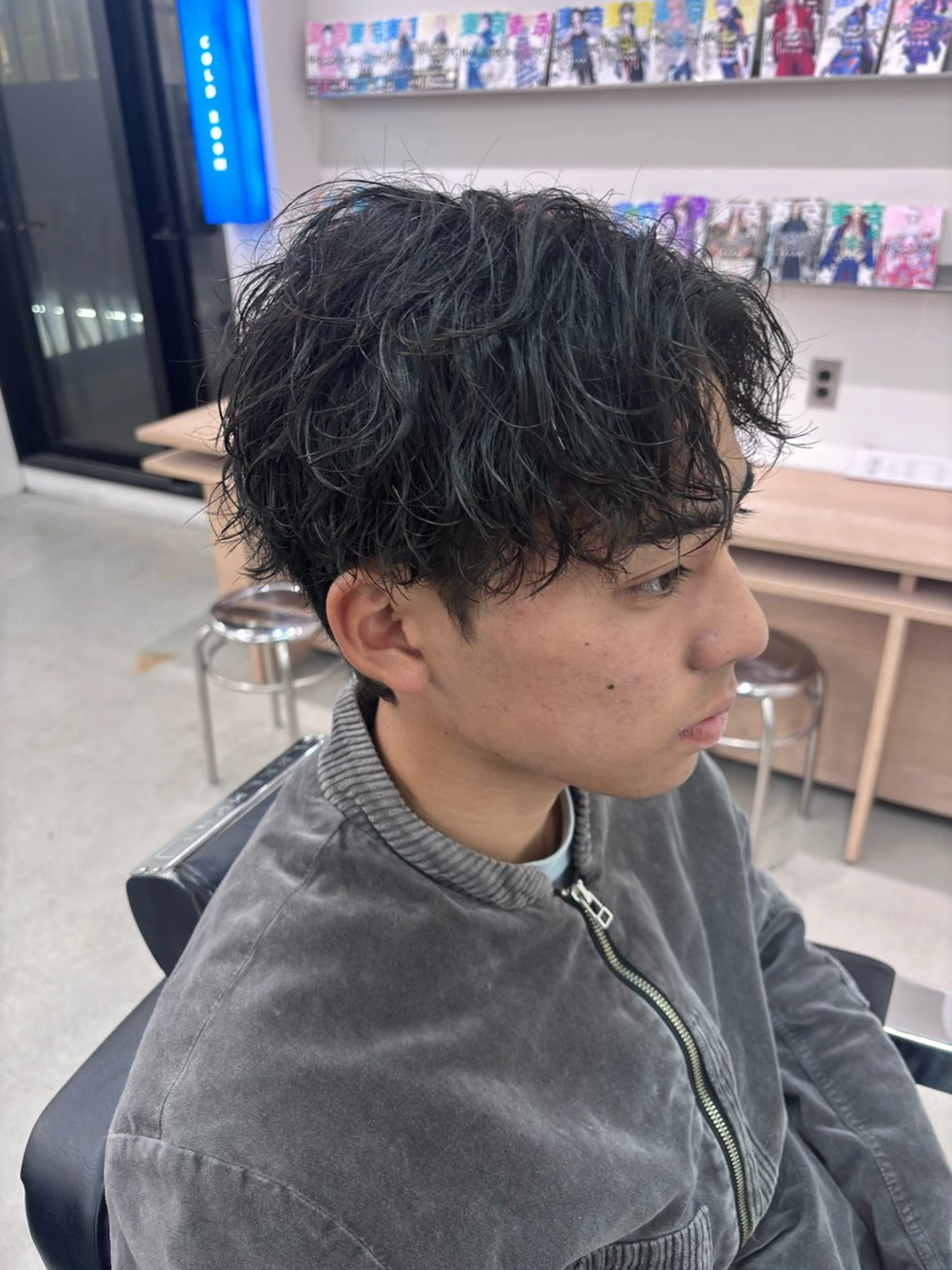 パーマ メンズ パーマ 🔥波巻き/ツイスパ 特化🔥メンズパーマのヘアスタイル