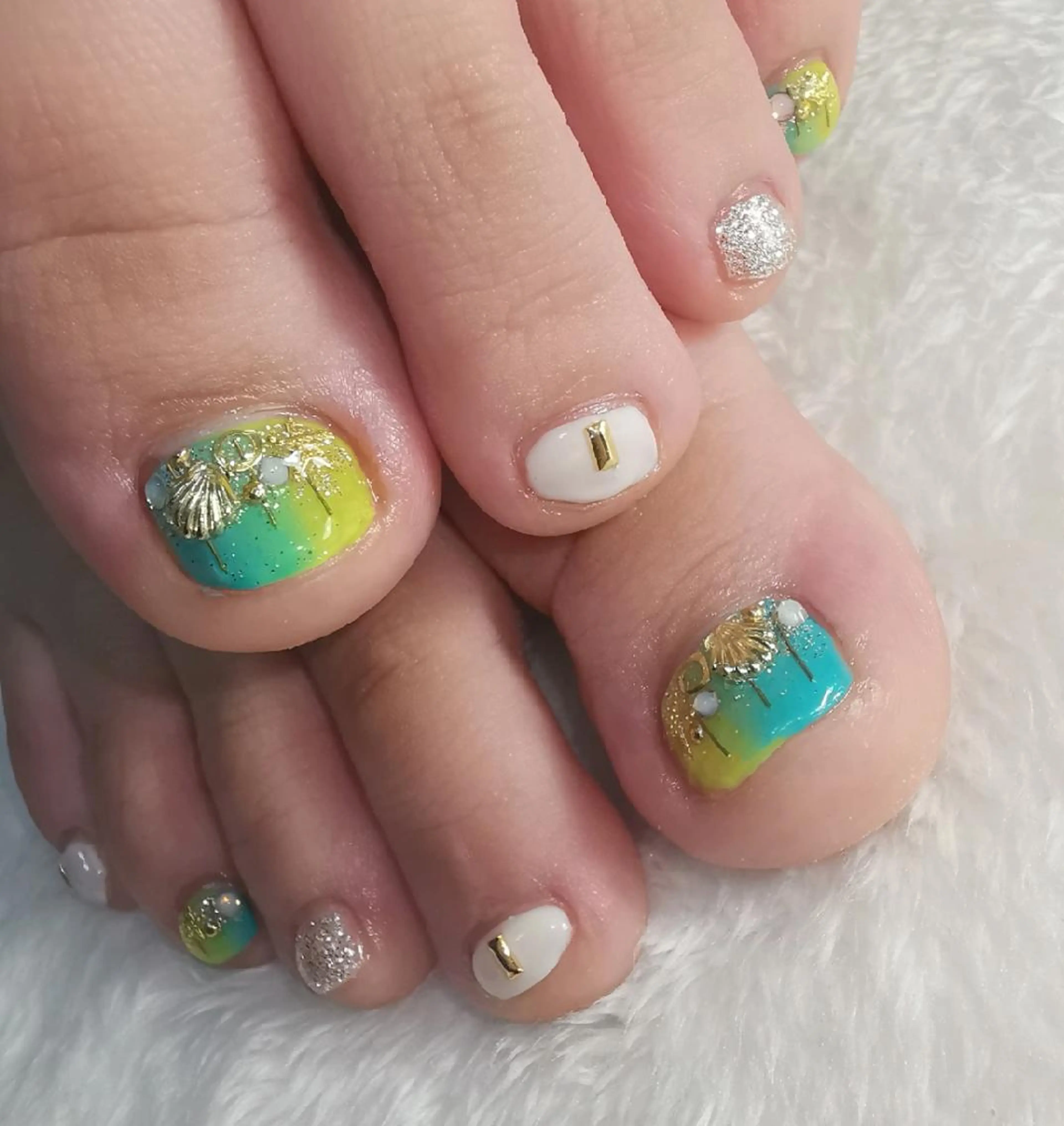 ネイル グラデーション フットネイル reve あやののネイルデザイン