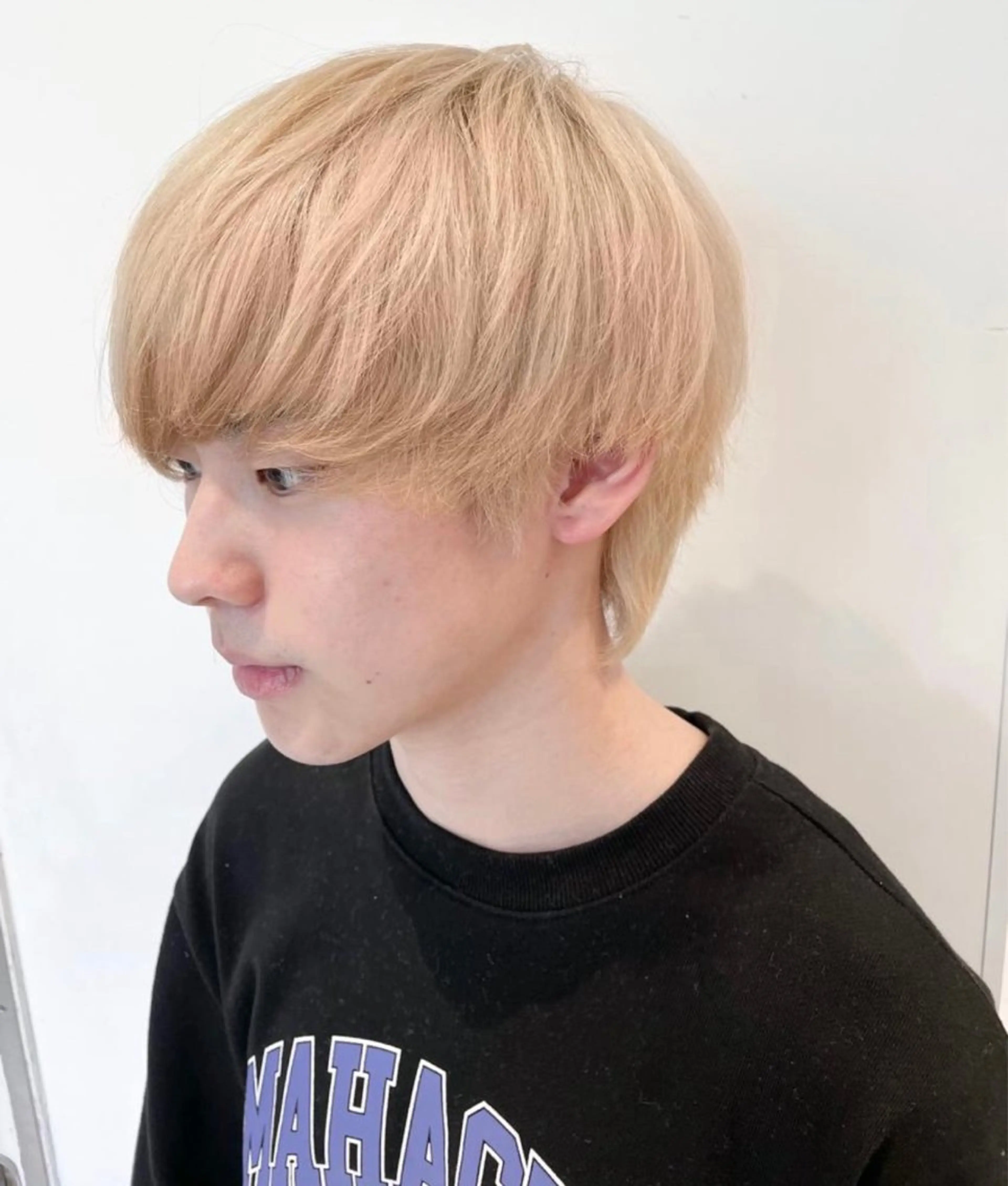 メンズ似合わせカット+ケアブリーチ+うる艶カラー🩵の写真