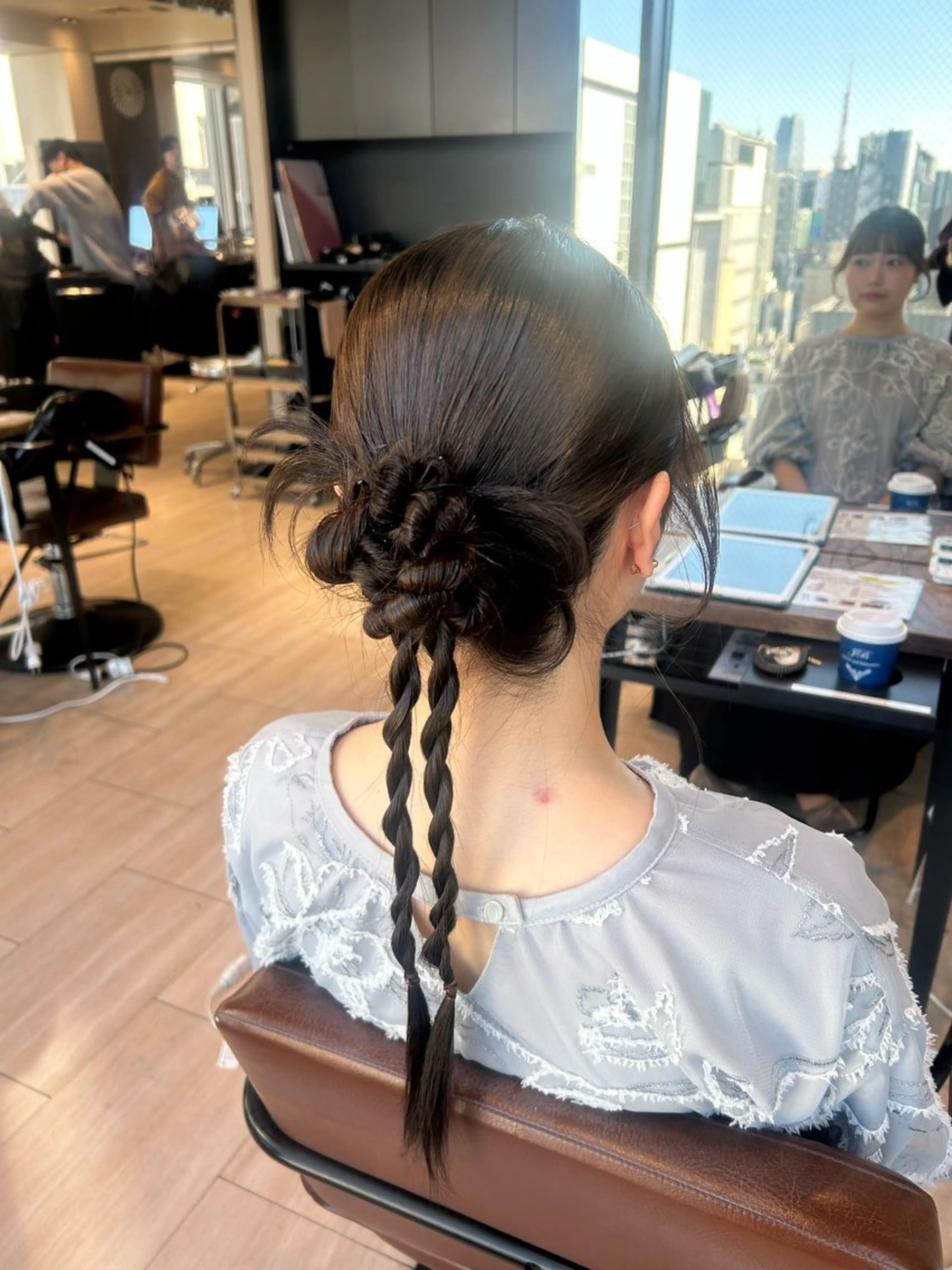 ヘアアレンジ ヘアセット 🎀大竹美侑／顔まわ りカット／レイヤーのヘアスタイル