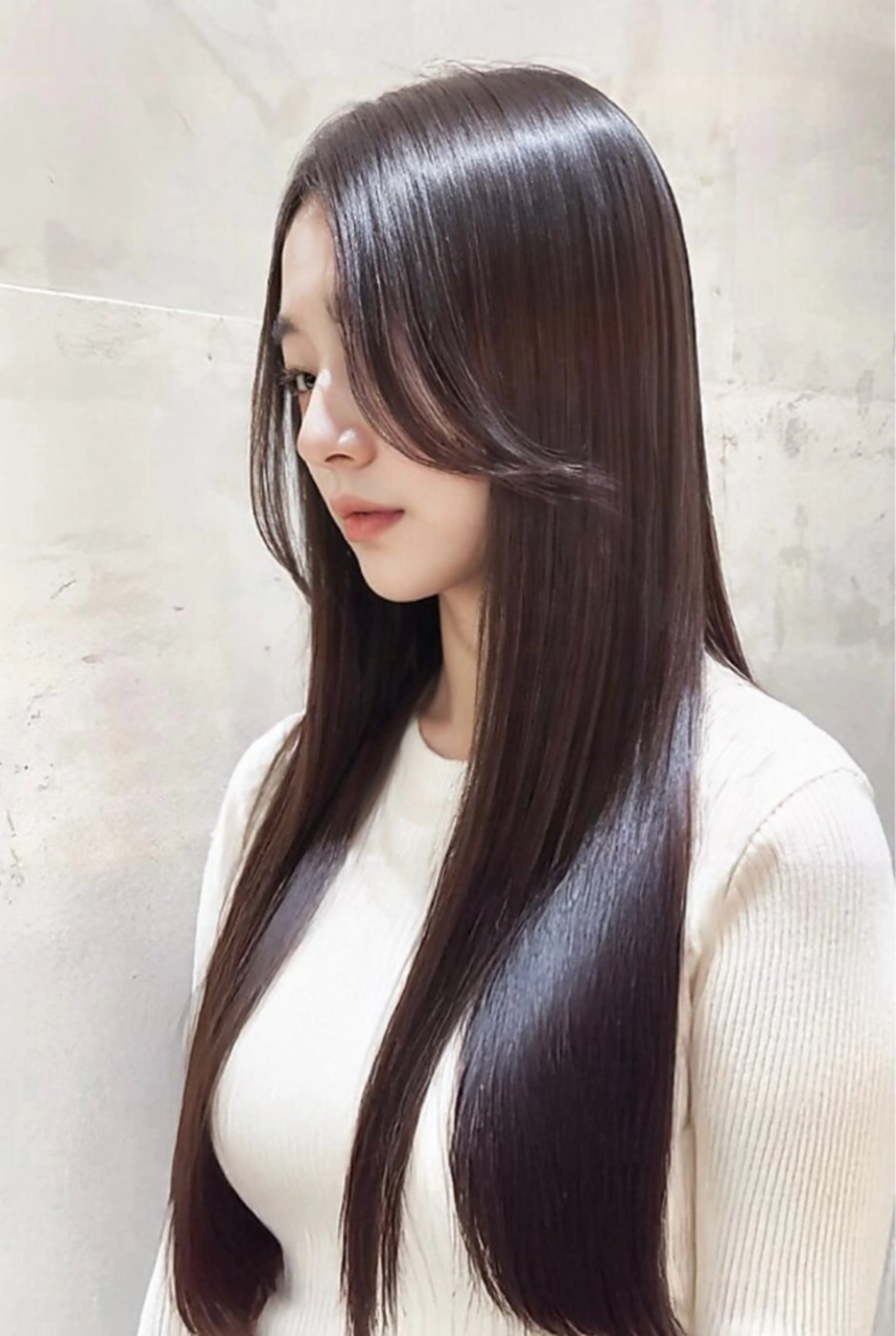 カット+うるつや縮毛矯正⭐️の写真