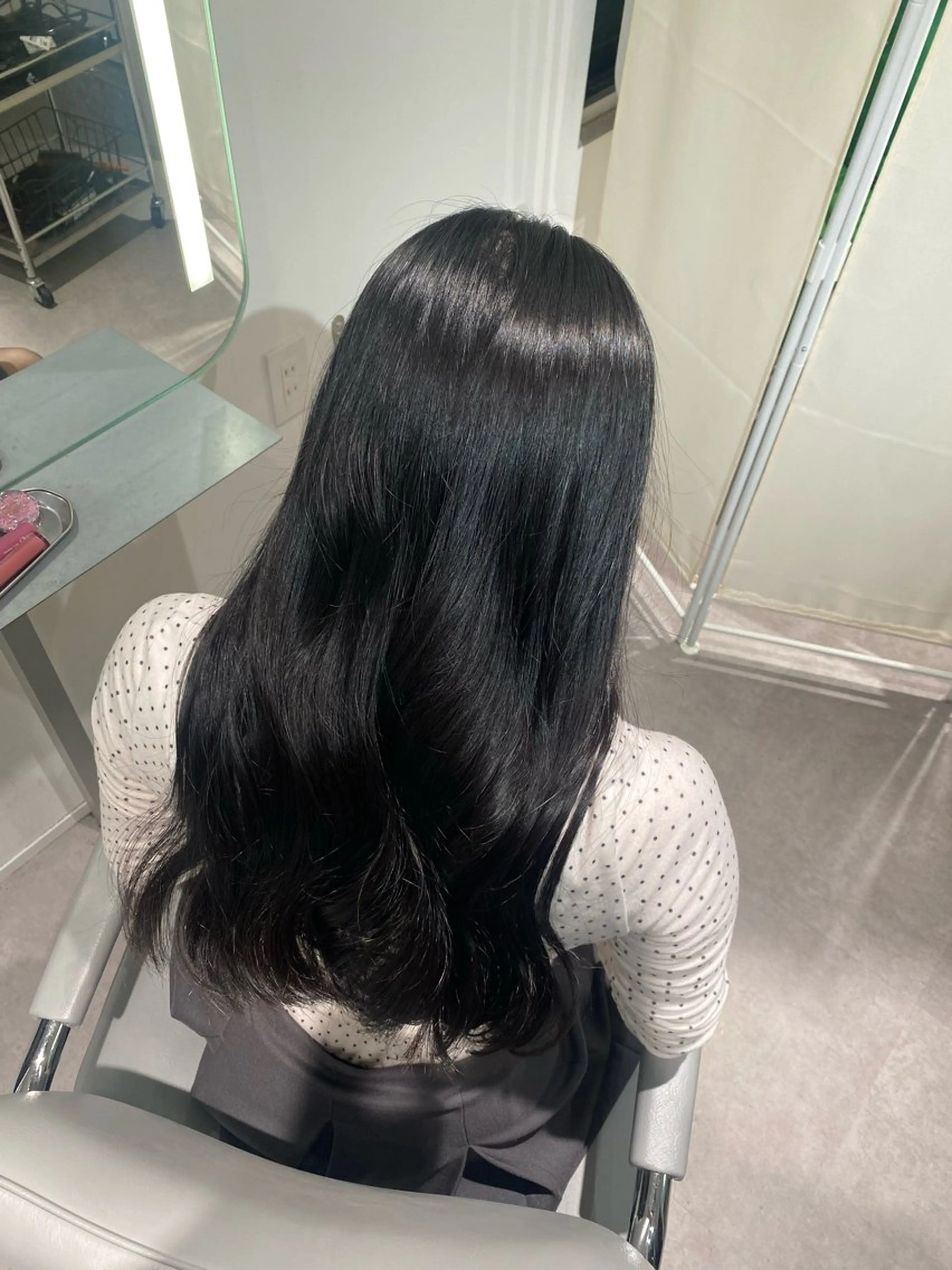 ロング ヘアカラー 川村 歩夏のヘアスタイル