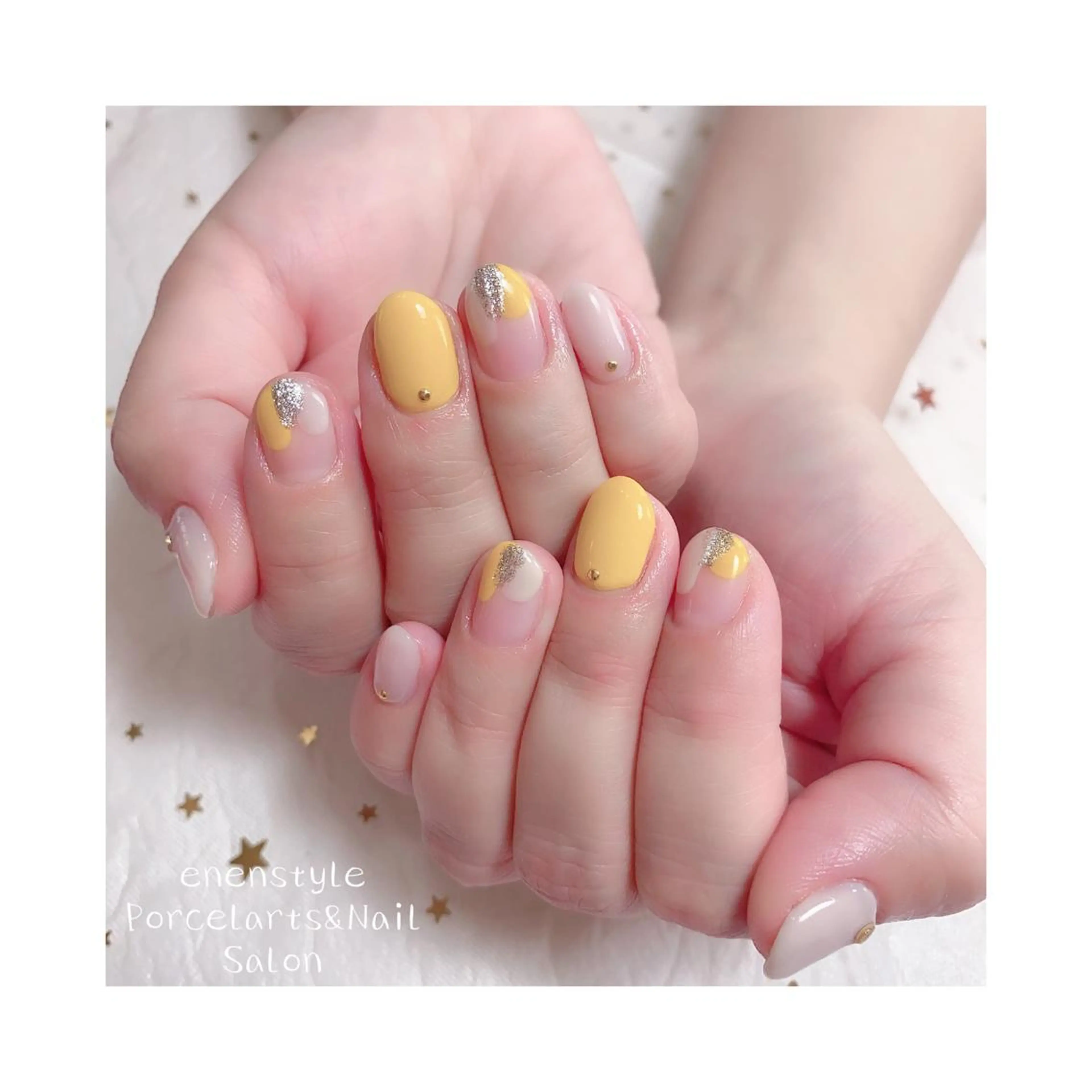 ミディアム ネイル ジェルネイル ニュアンスネイル オフィスネイル ワンカラーネイル パラジェル ハンドネイル 👑enen style👑のネイルデザイン