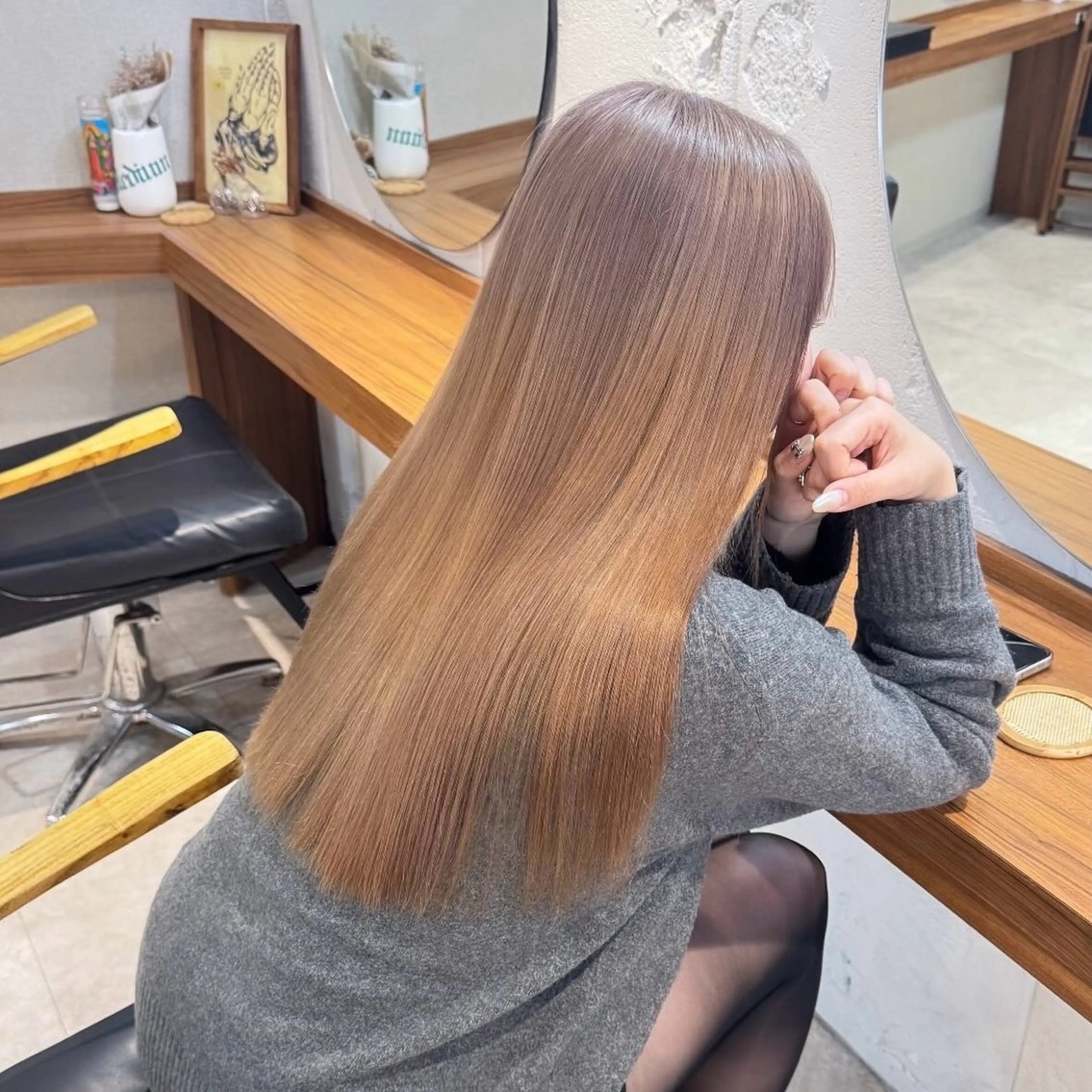 カラー ブリーチ 優梨 EIGHT💞のヘアスタイル