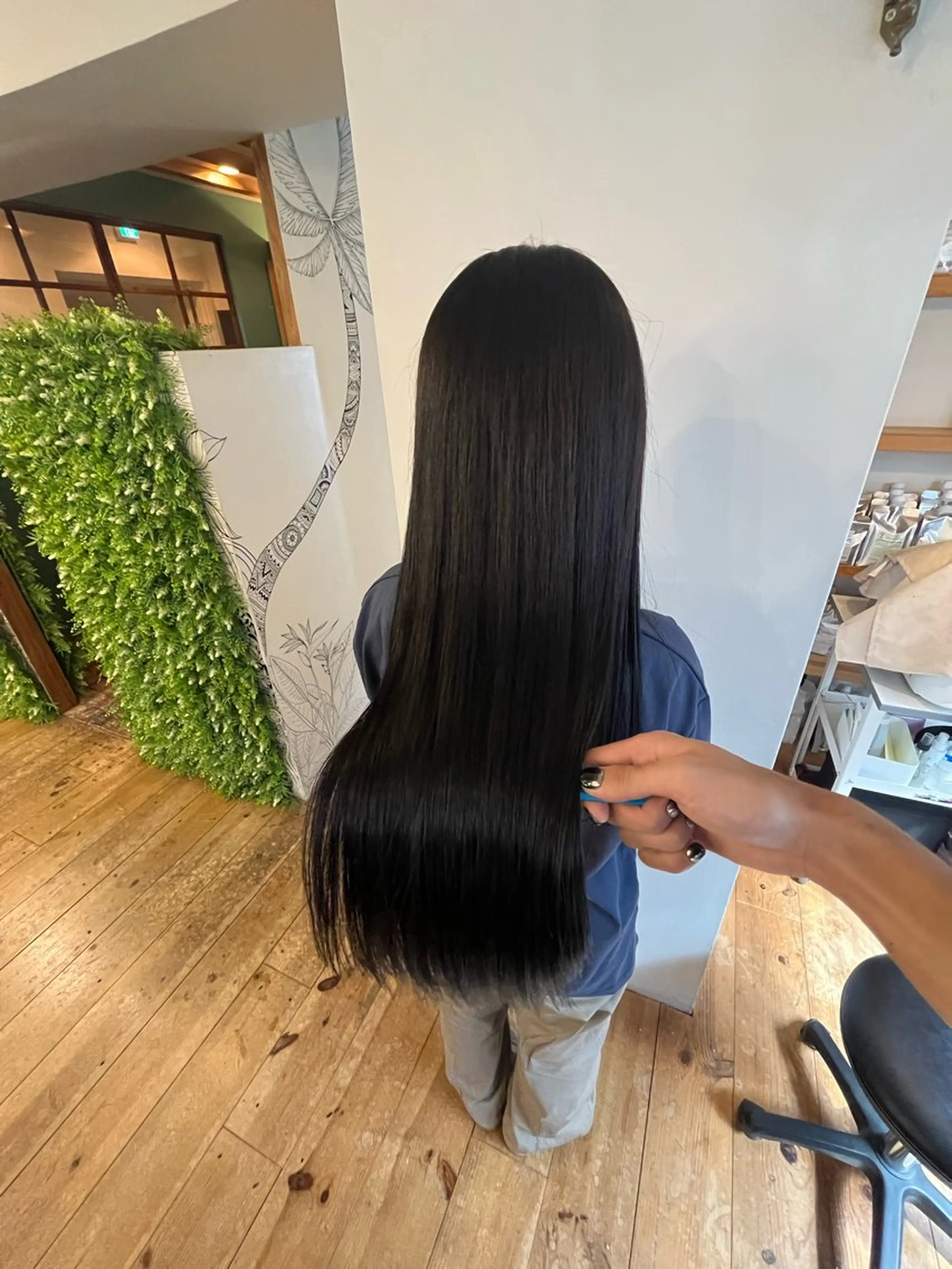 ロング ⚪️髪質改善 縮毛 店長 コウ⚪️のヘアスタイル