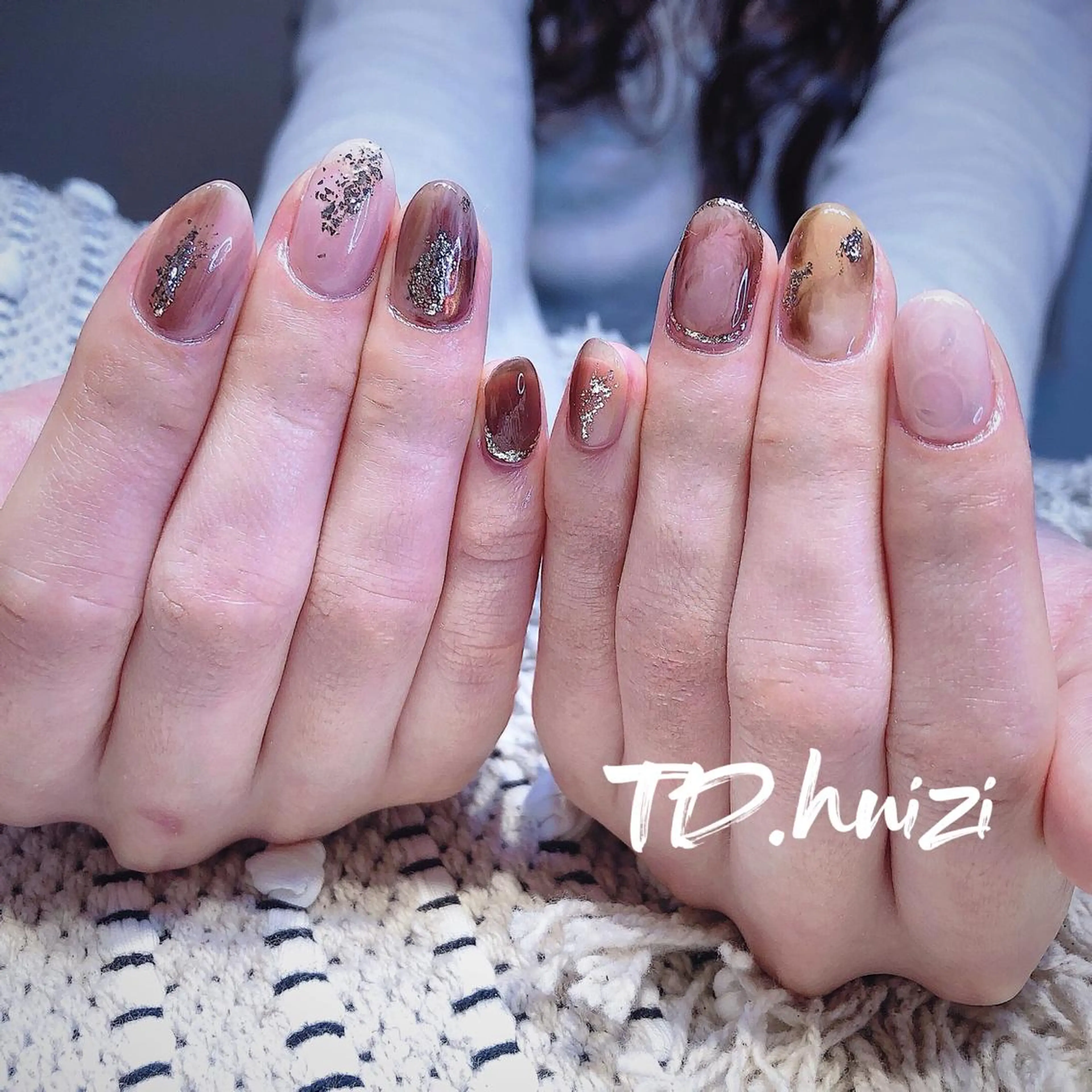 ミディアム めぐみのネイルサロン スタッフ練習のネイルデザイン