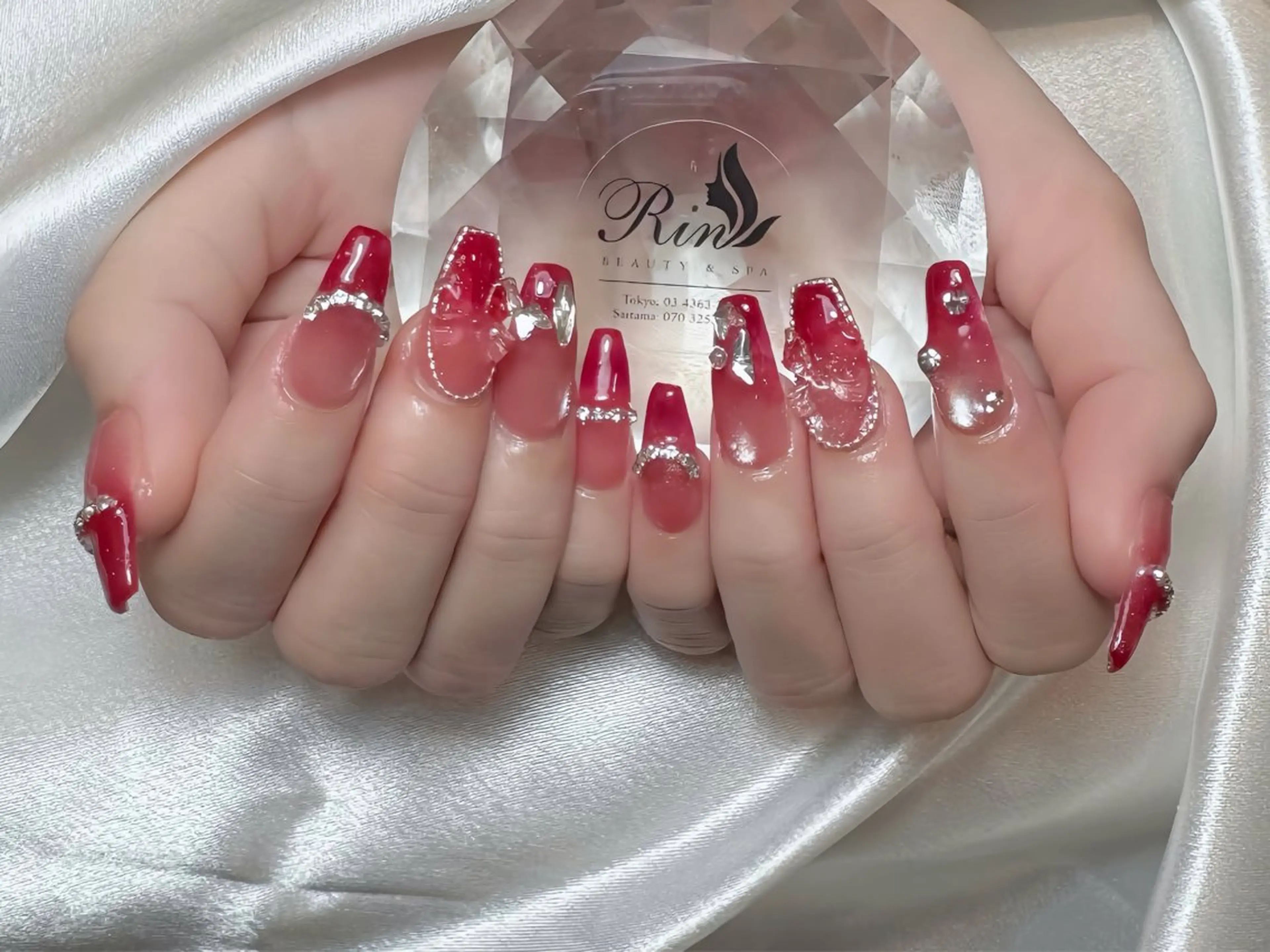 ネイル チークネイル 桜ネイル クリアネイル ドット フラワーネイル ハンドネイル Rin Nail 新大久保店のネイルデザイン