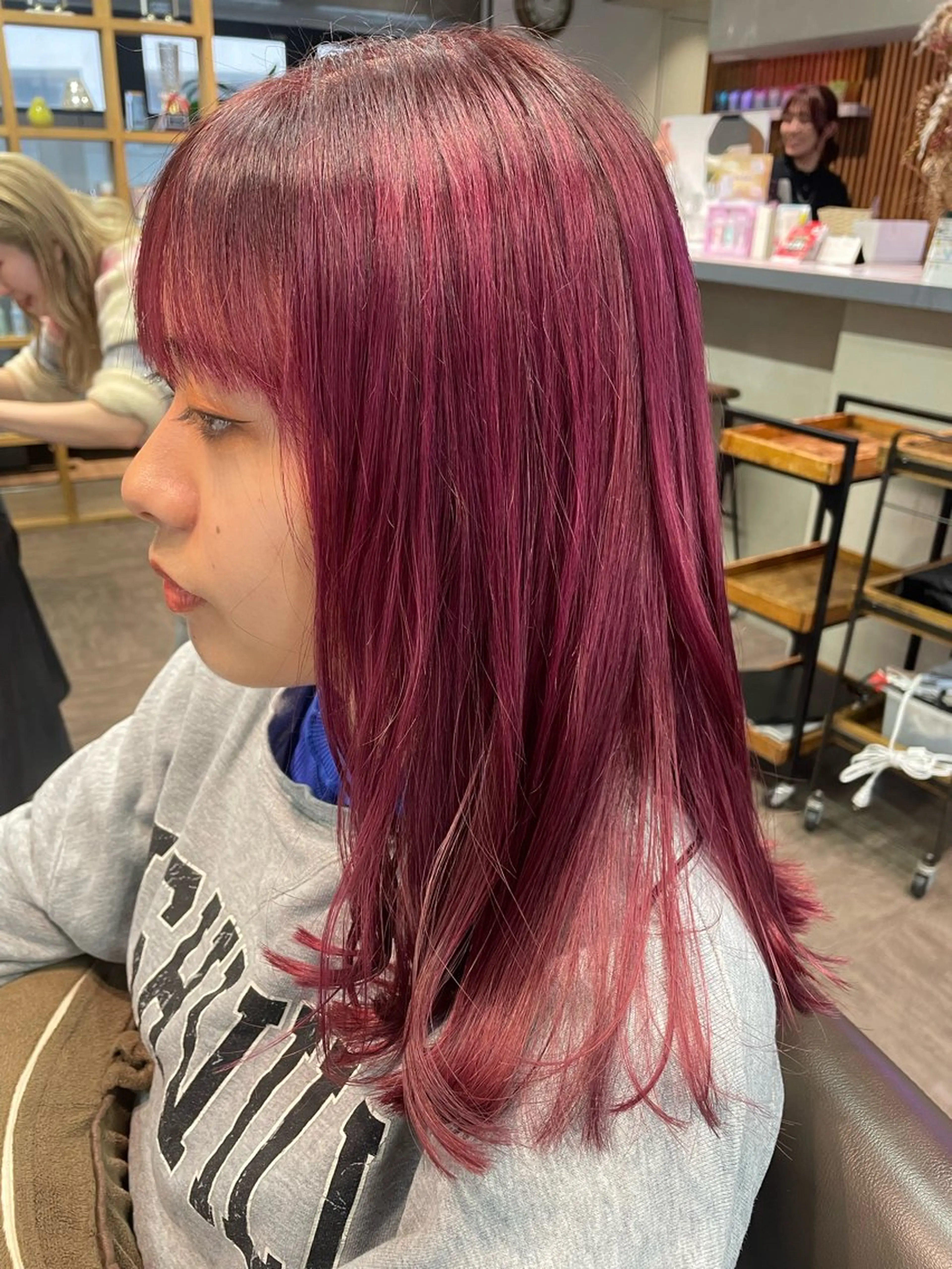 セミロング PANOLA下北沢 中川夢菜のヘアスタイル