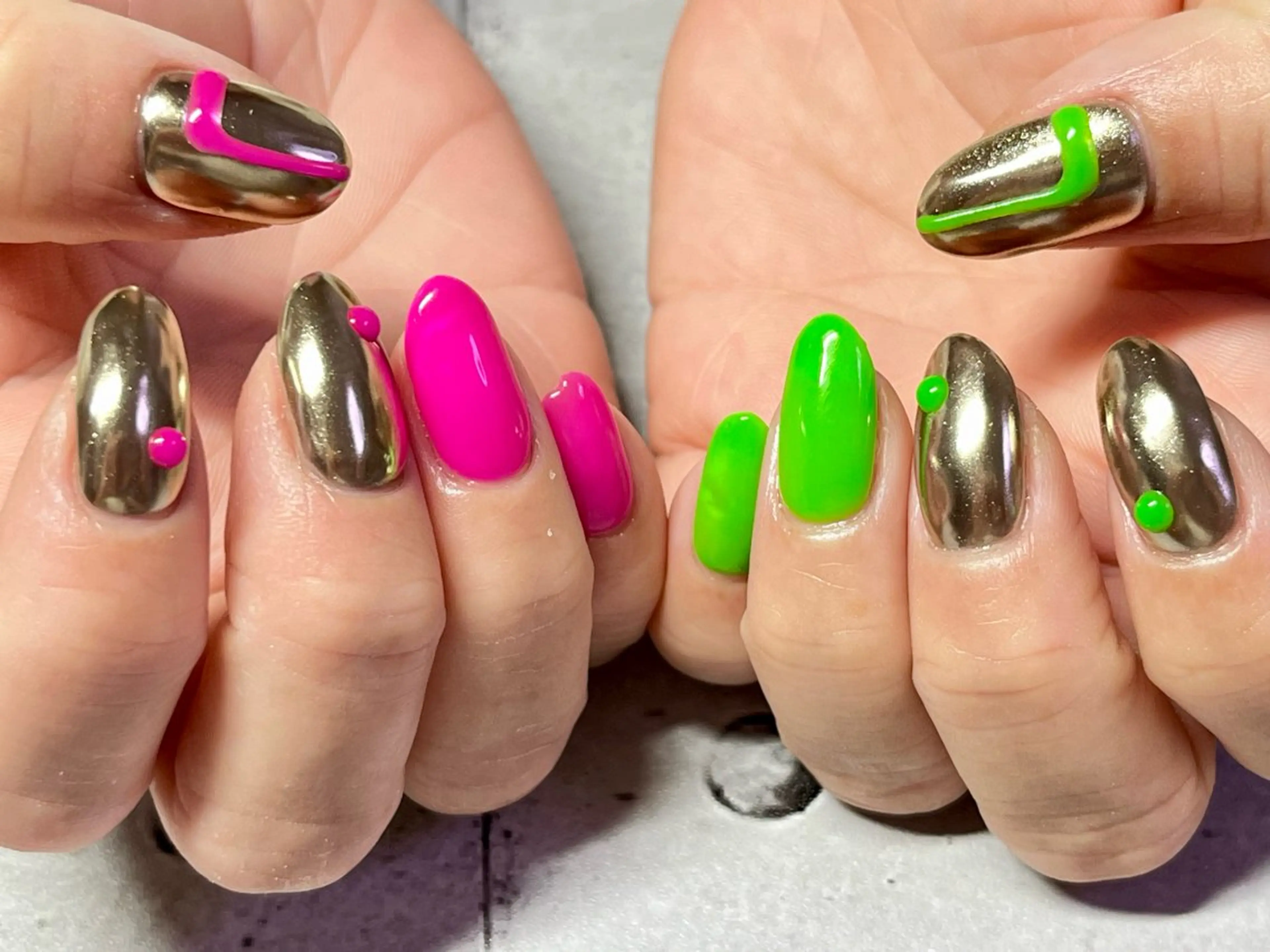 ネイル おそろいネイル ハンドネイル まり りぃ〜んのネイルデザイン