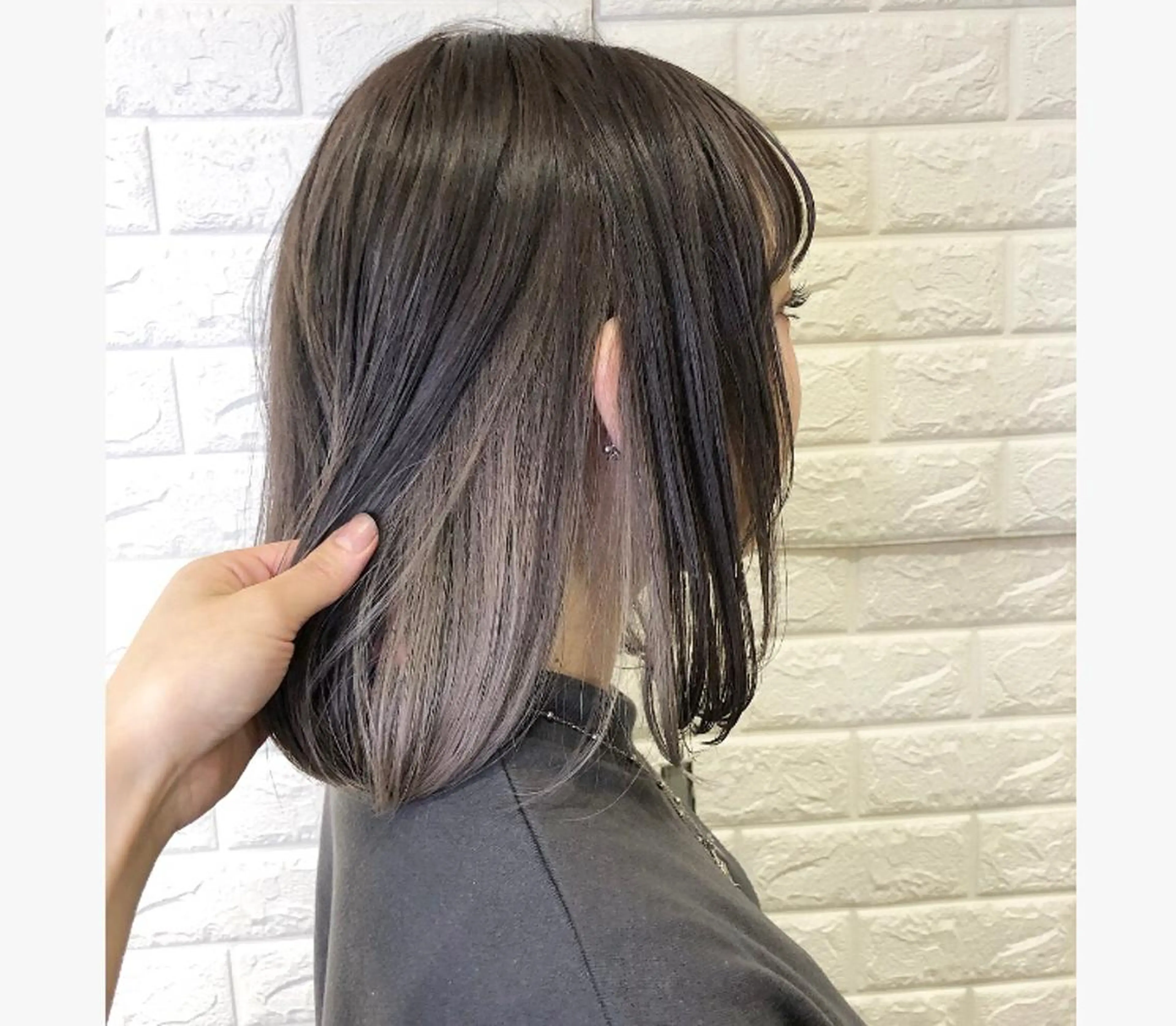 ミディアム カラー インナーカラー HOLON池袋所属・ウルフカット ハッシュカット/七海のヘアスタイル