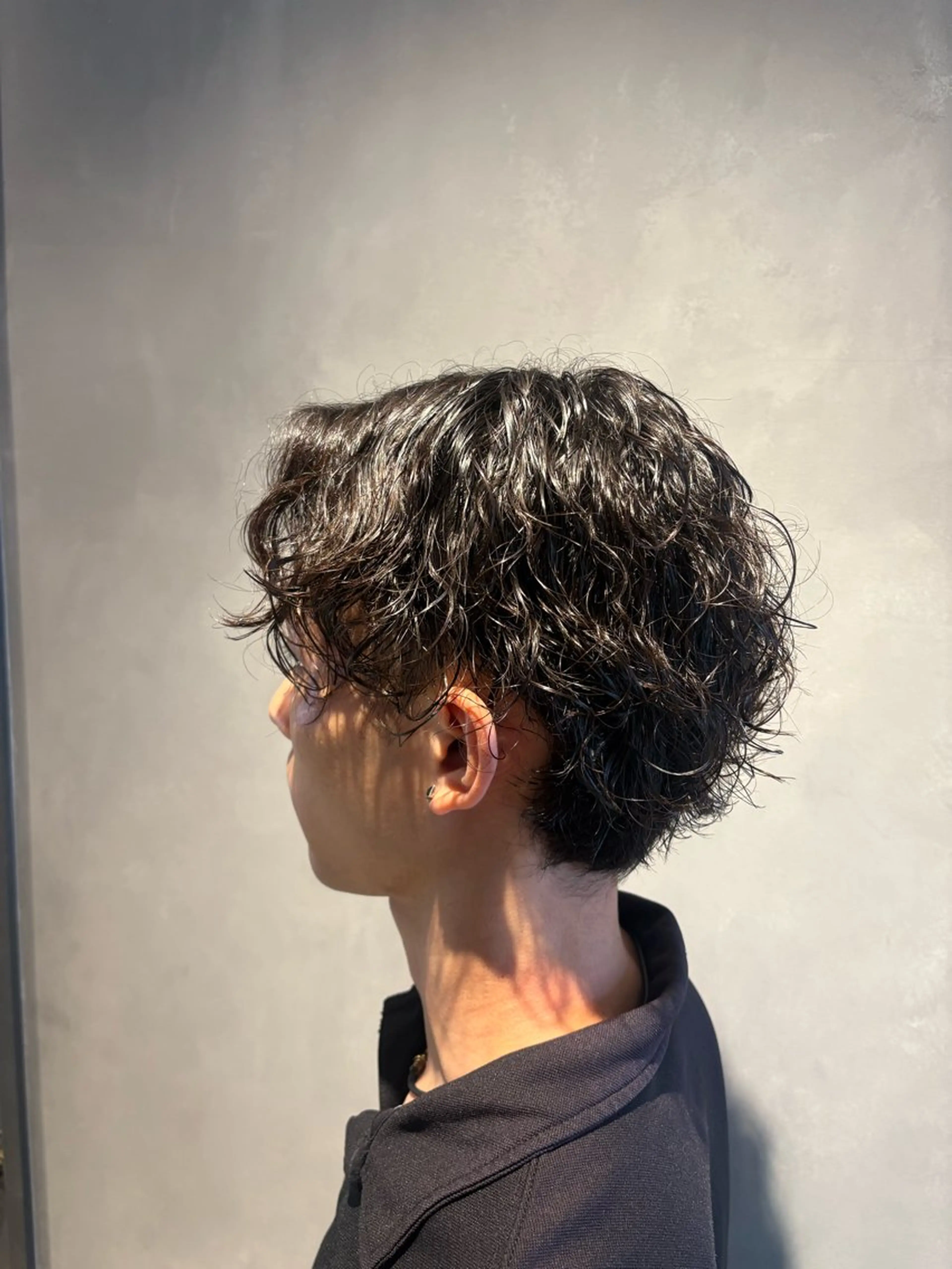 ショート パーマ メンズ メンズパーマ くせ毛 10〜30代垢抜けメ ンズ特化/入沢花音の眉毛・アイブロウイメージ