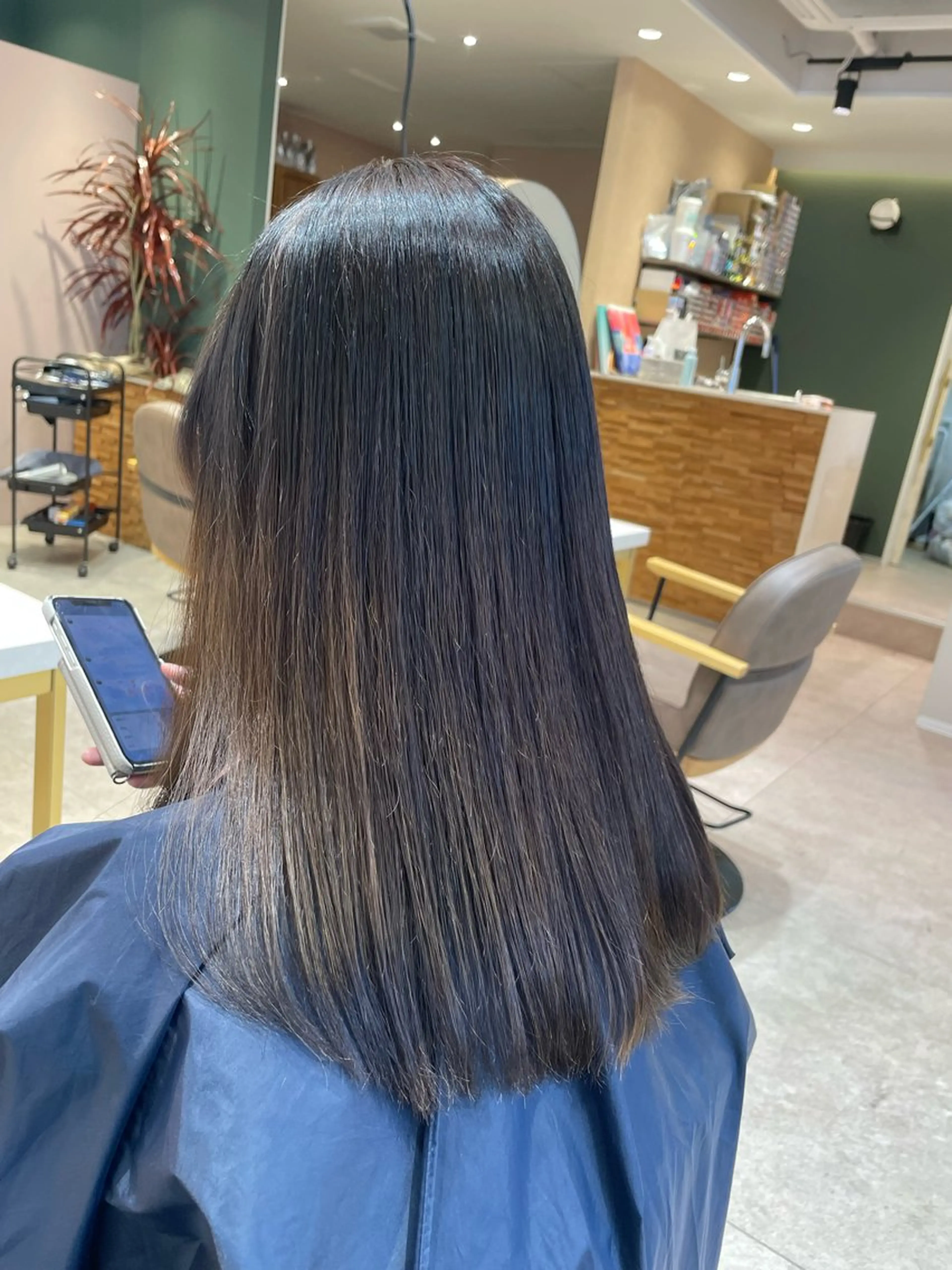 ミディアム 縮毛矯正 トリートメント 髪質改善 BlancHairのヘアスタイル