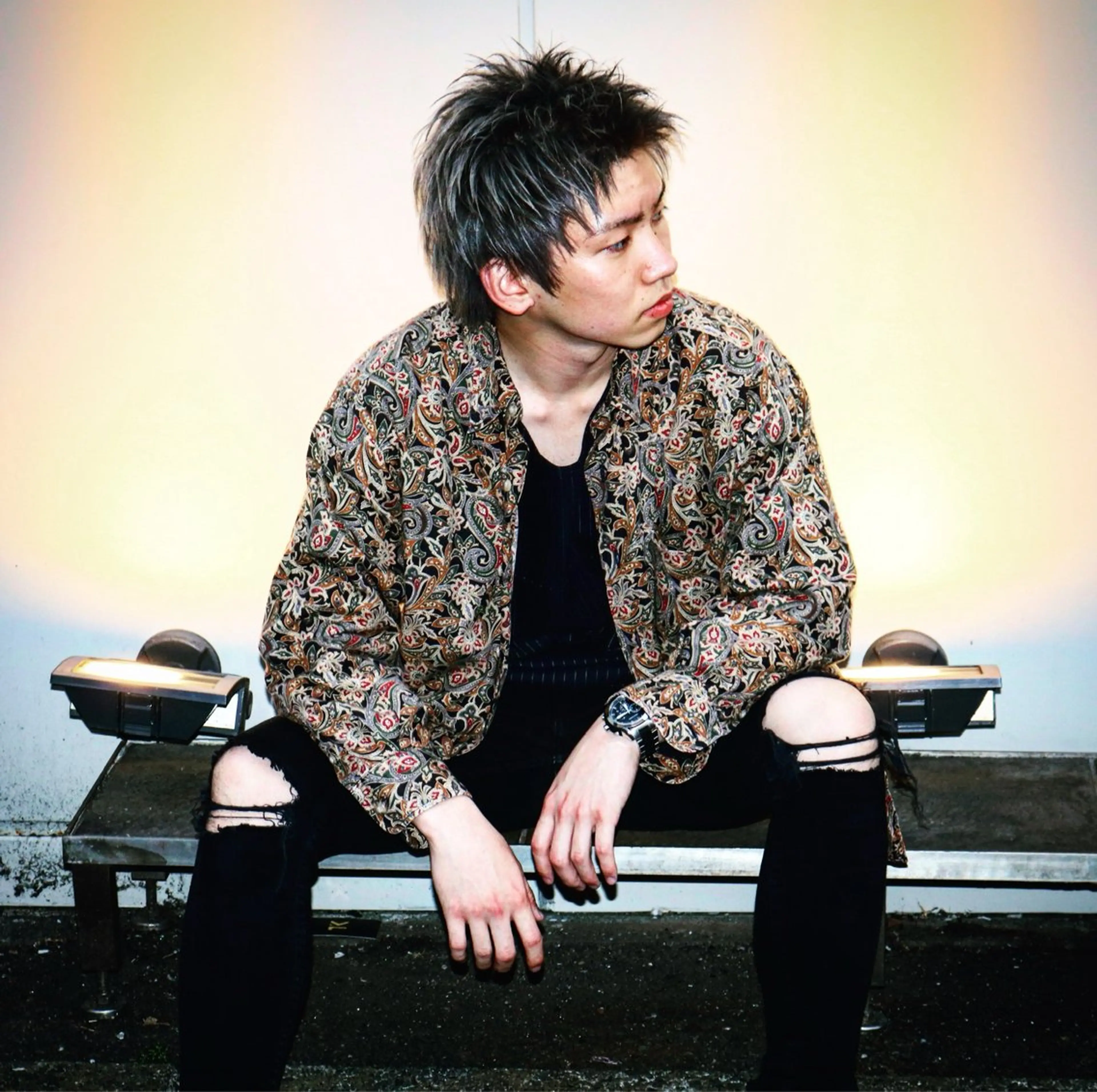 ショート カラー パーマ ヘアアレンジ メンズ 🔥メンズ特化渡辺 🔥ブリーチカラーのヘアスタイル