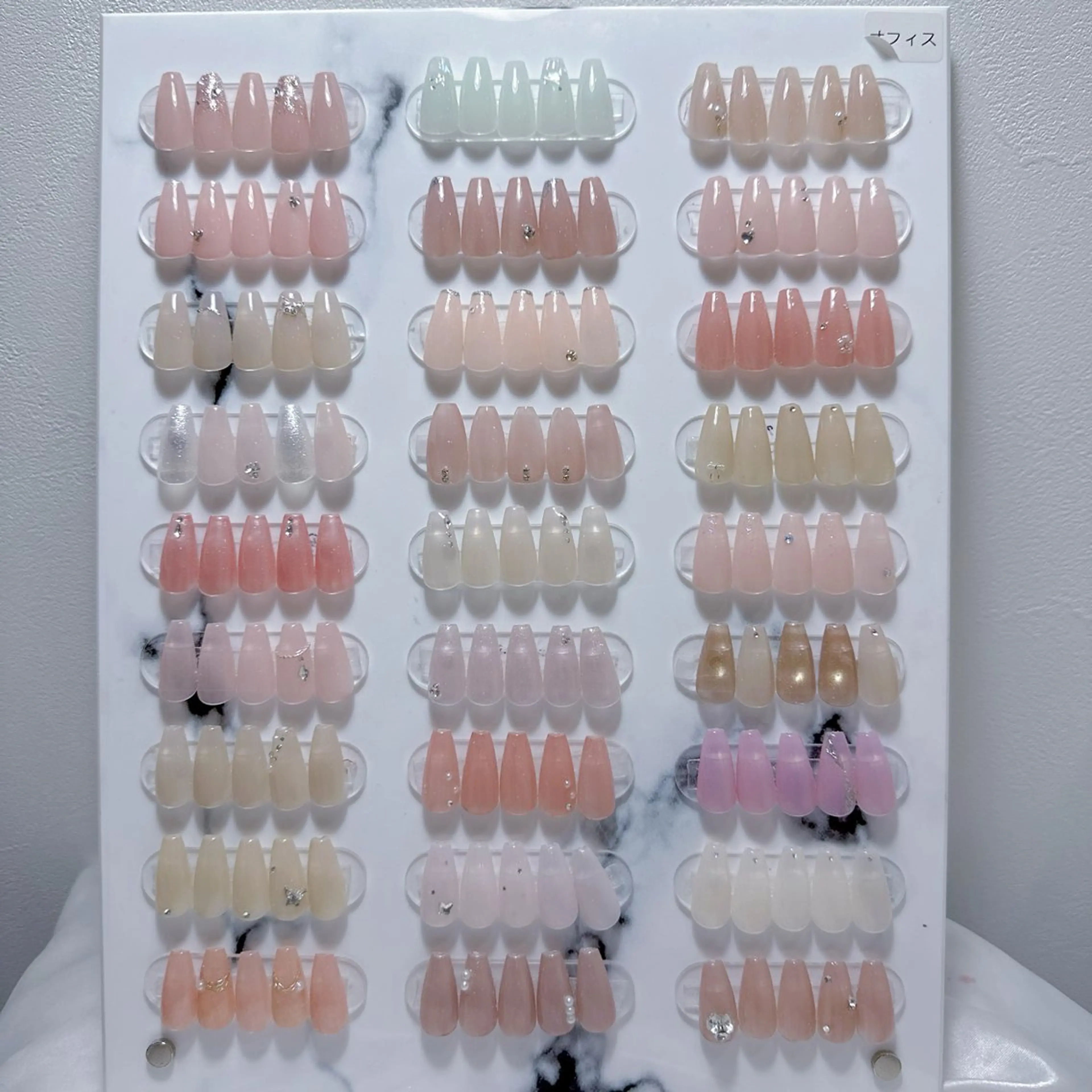 ネイル アートネイル フラッシュネイル フレンチネイル ジェルネイル ガラスフレンチ ハンドネイル You&Me Miyuのネイルデザイン