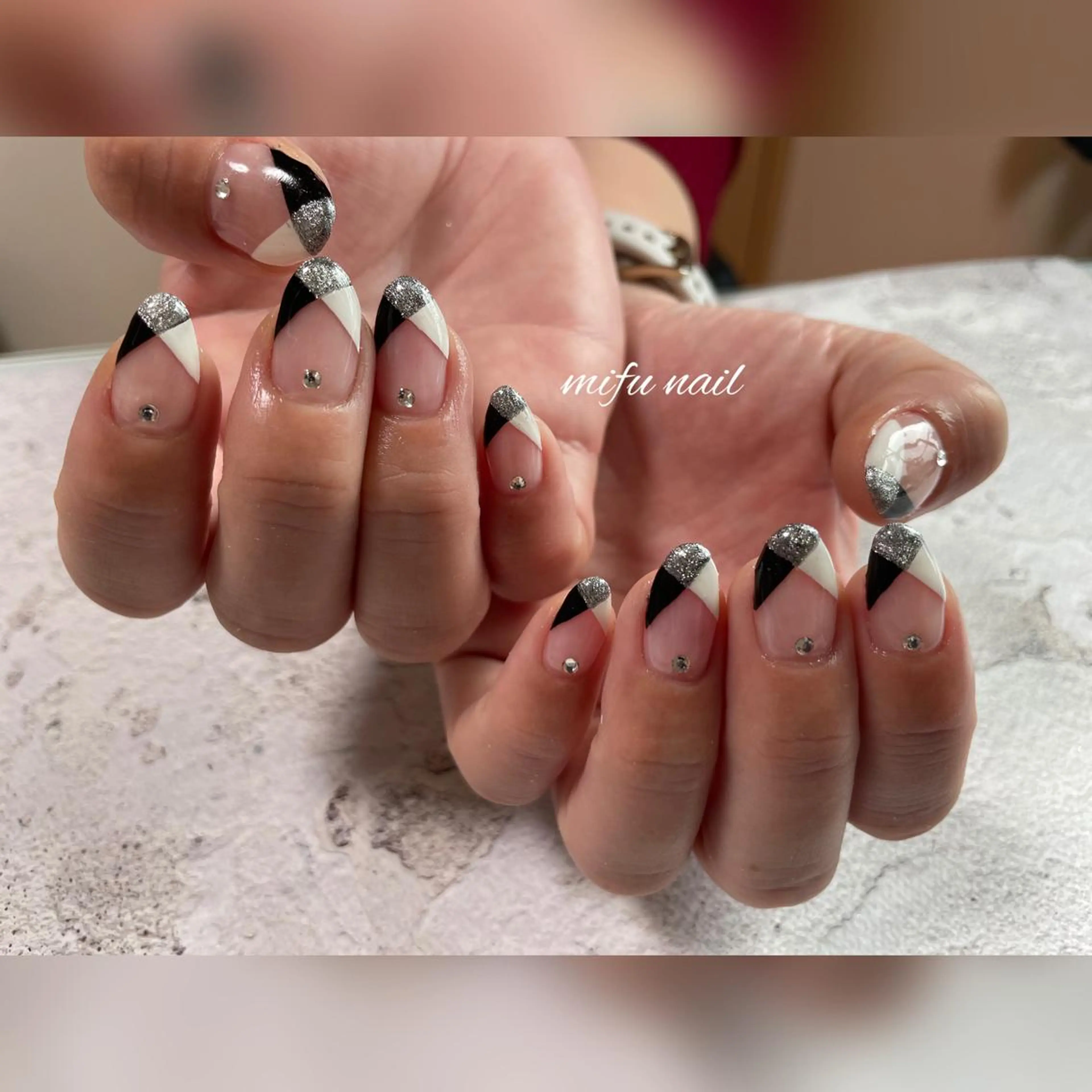 ミディアム 大田 美笛香のネイルデザイン
