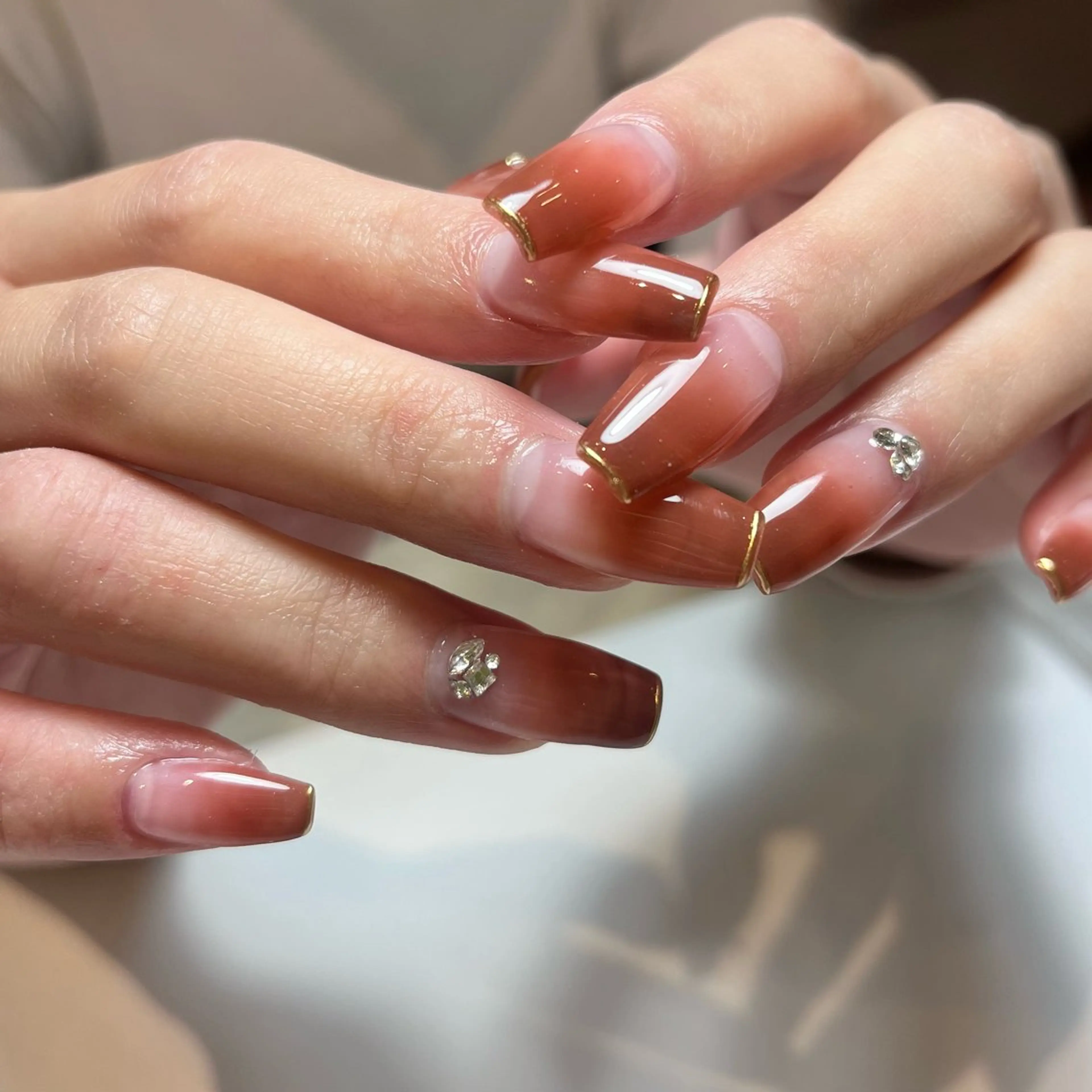 ネイル ブラウン フレンチネイル グラデーション ミラーネイル ニュアンスネイル ハンドネイル ballie／小野原 なつみのネイルデザイン