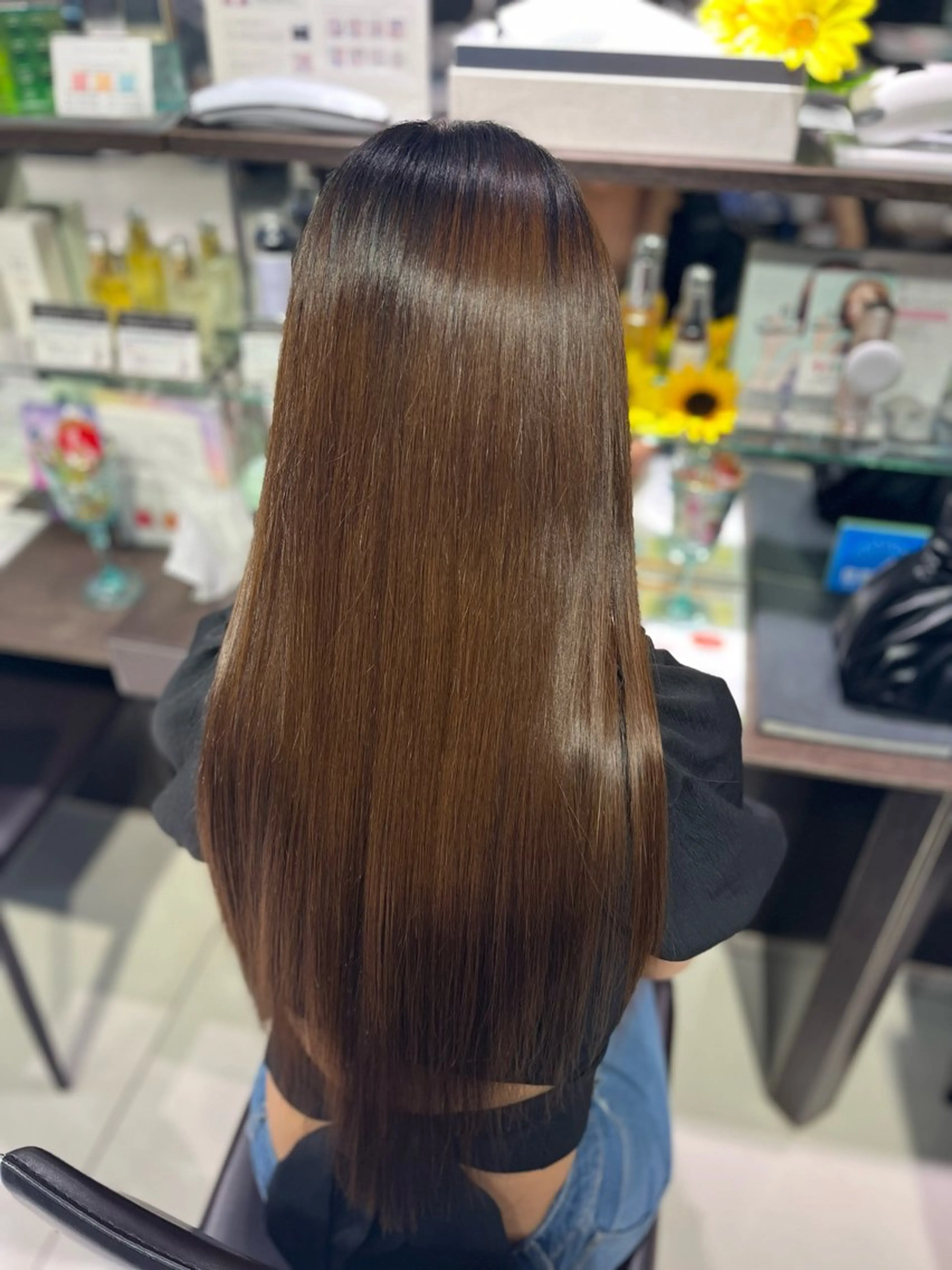 🦋ブリーチなしオリーブカラー🫒土日祝+¥1000の写真