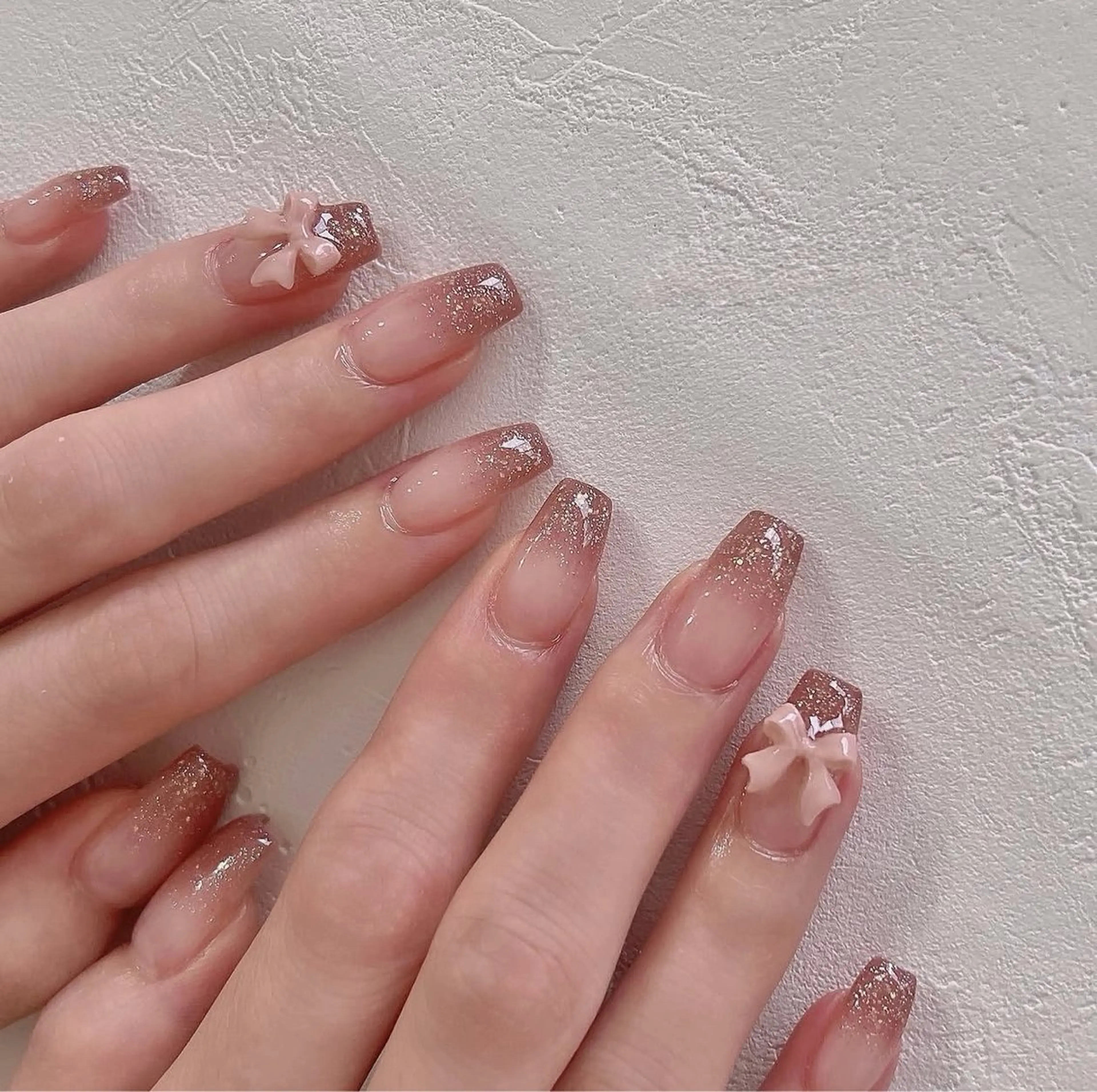 ネイル フレンチネイル 韓国ネイル マグネットネイル ニュアンスネイル オフィスネイル チョウ Rachaelのネイルデザイン