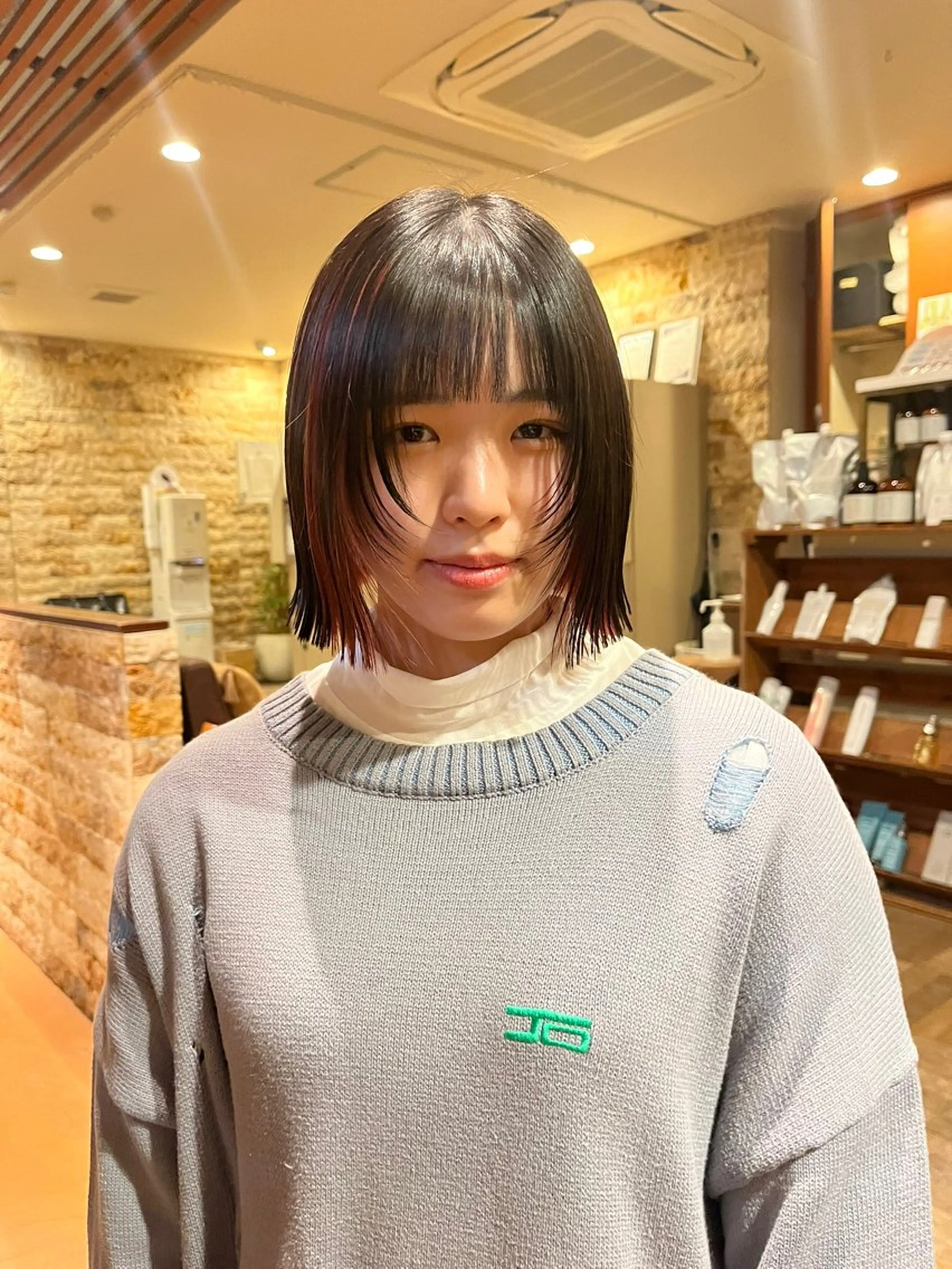 ショート たおちゃん／レイヤー ／透明感カラーのヘアスタイル