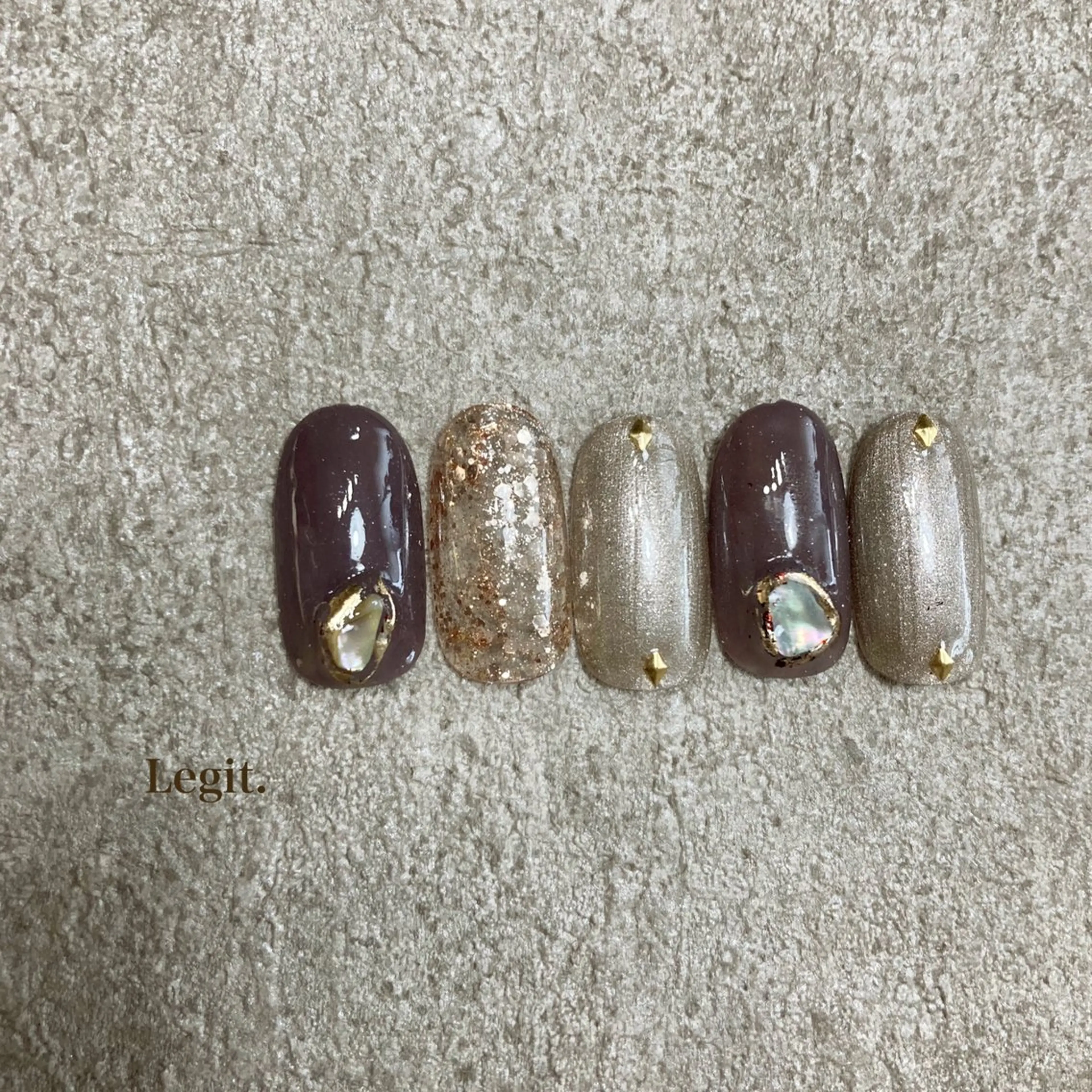 ネイル Legit nail salonのネイルデザイン