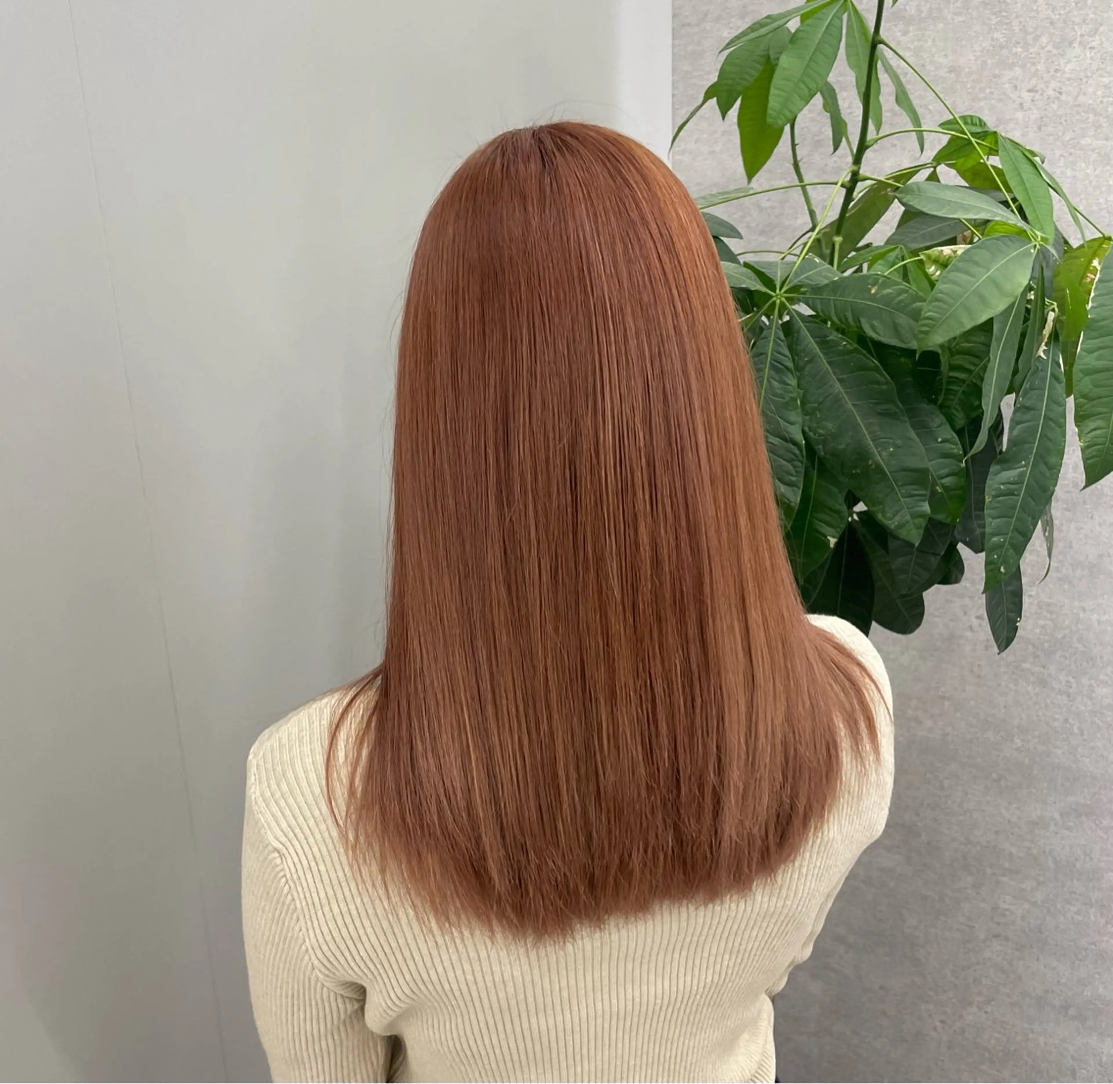 セミロング ピンクブラウン ヘアカラー トリートメント 愛華 【geep】のヘアスタイル