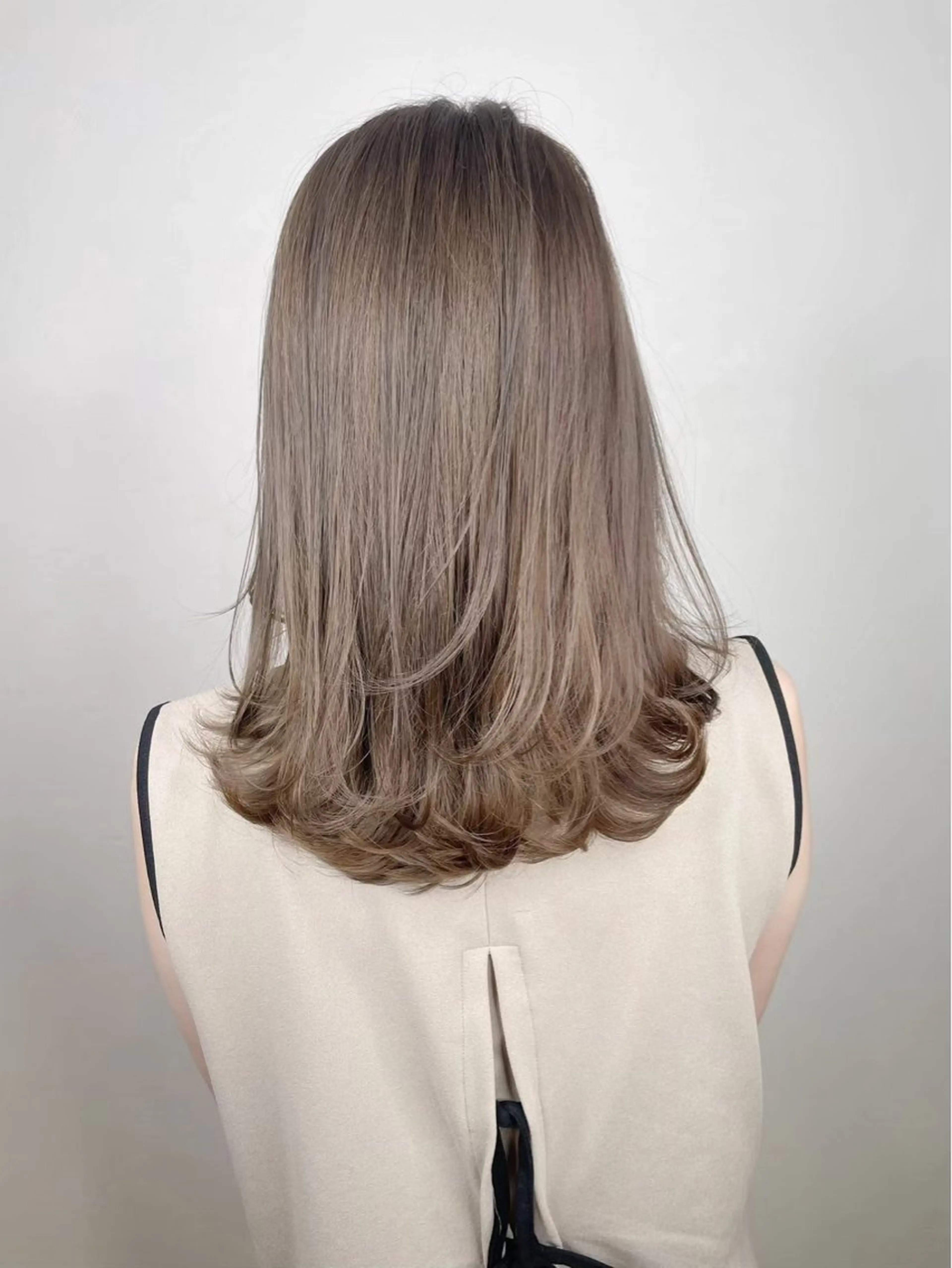 セミロング カット ヘアカラー トリートメント BUCKS【天王寺】 バックス【駅30秒】のヘアスタイル