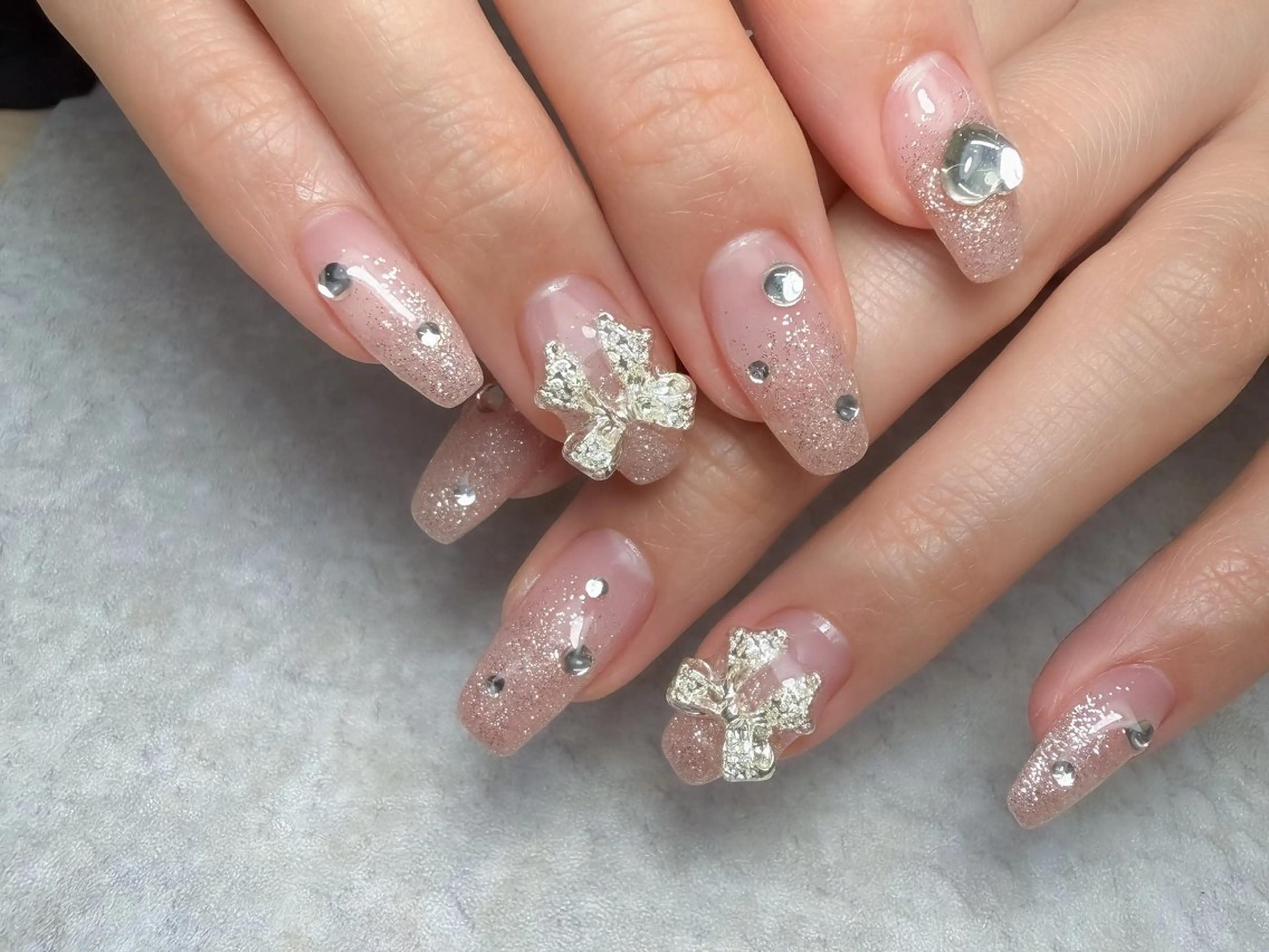 ネイル healing 【ヒルリン】のネイルデザイン