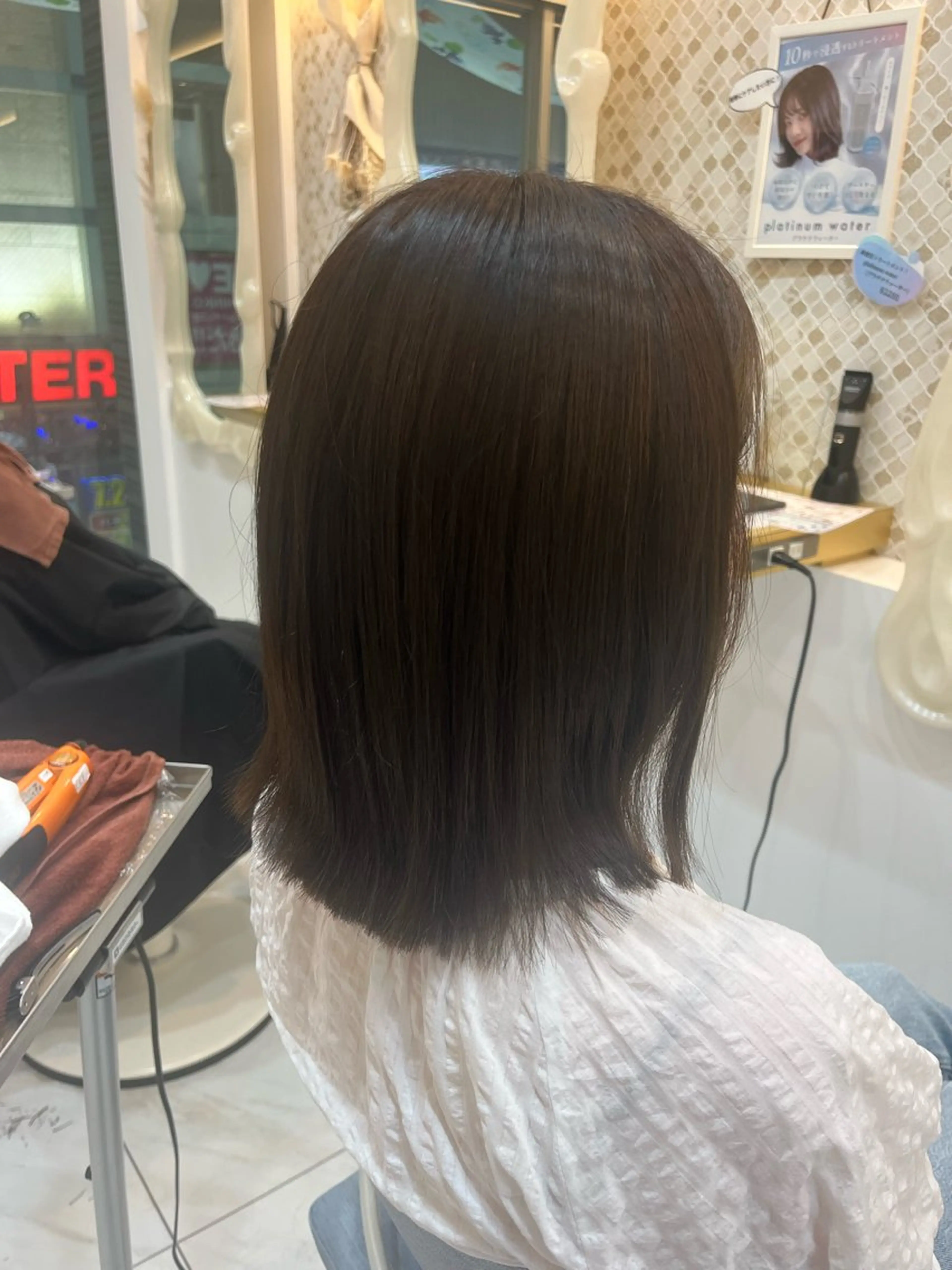 ミディアム 艶髪/透明感/ 三宅晴香のヘアスタイル