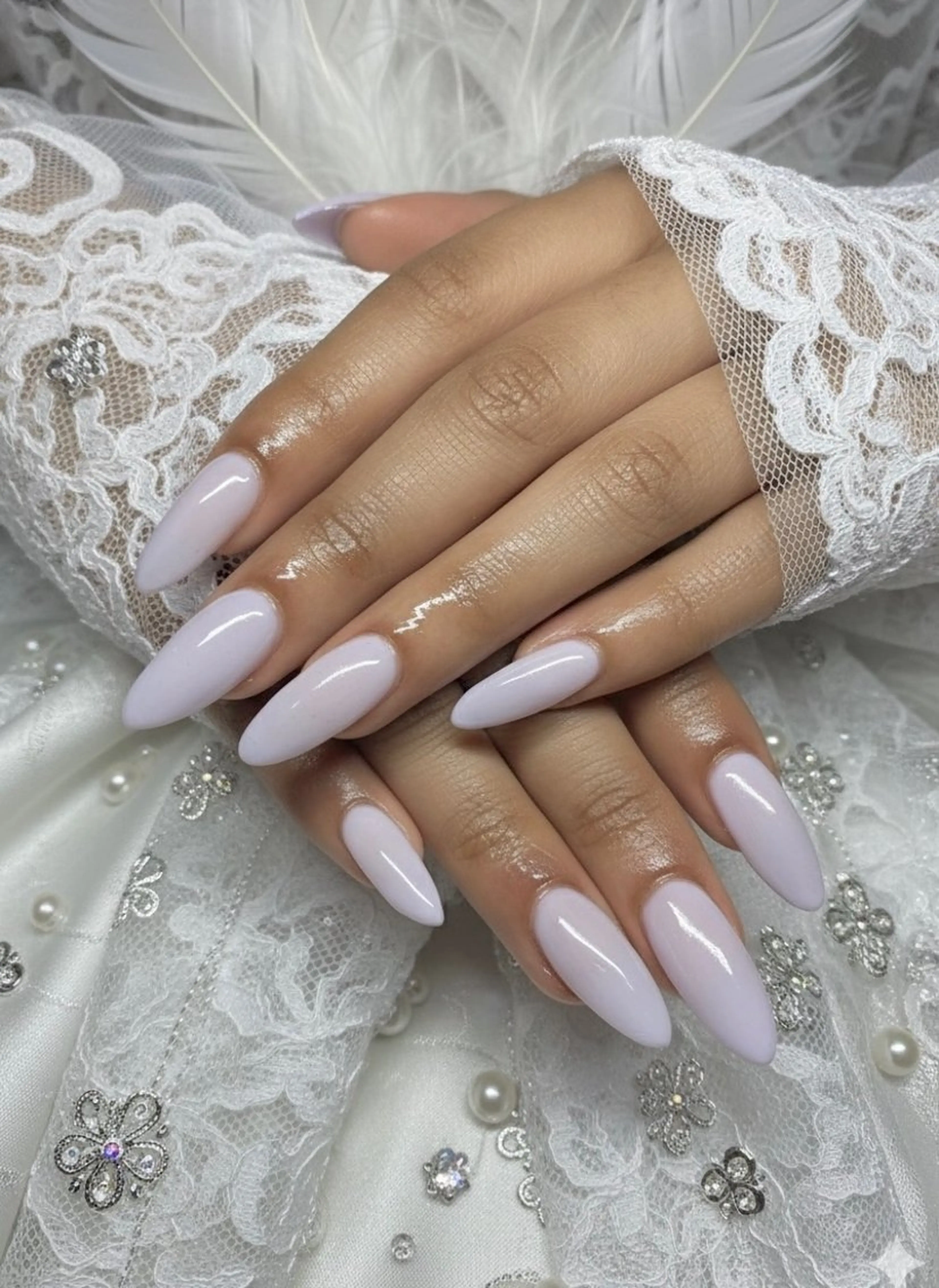 ネイル 長さ出し 韓国ネイル ロングネイル メンズネイル ワンカラーネイル ハンドネイル UNABOMBA (24時間営業)のネイルデザイン