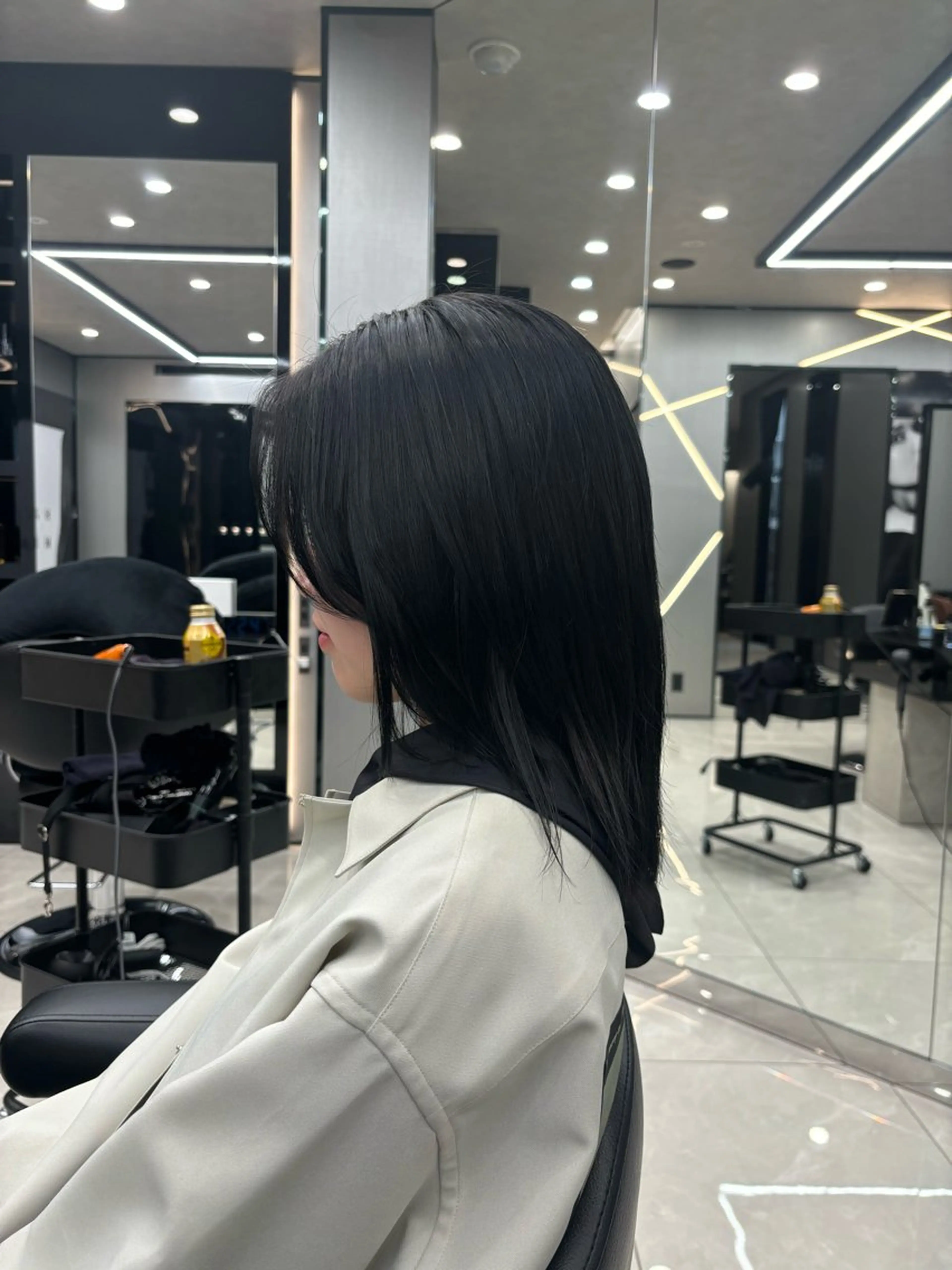 ミディアム カラー ヘアカラー 山本 優太のヘアスタイル