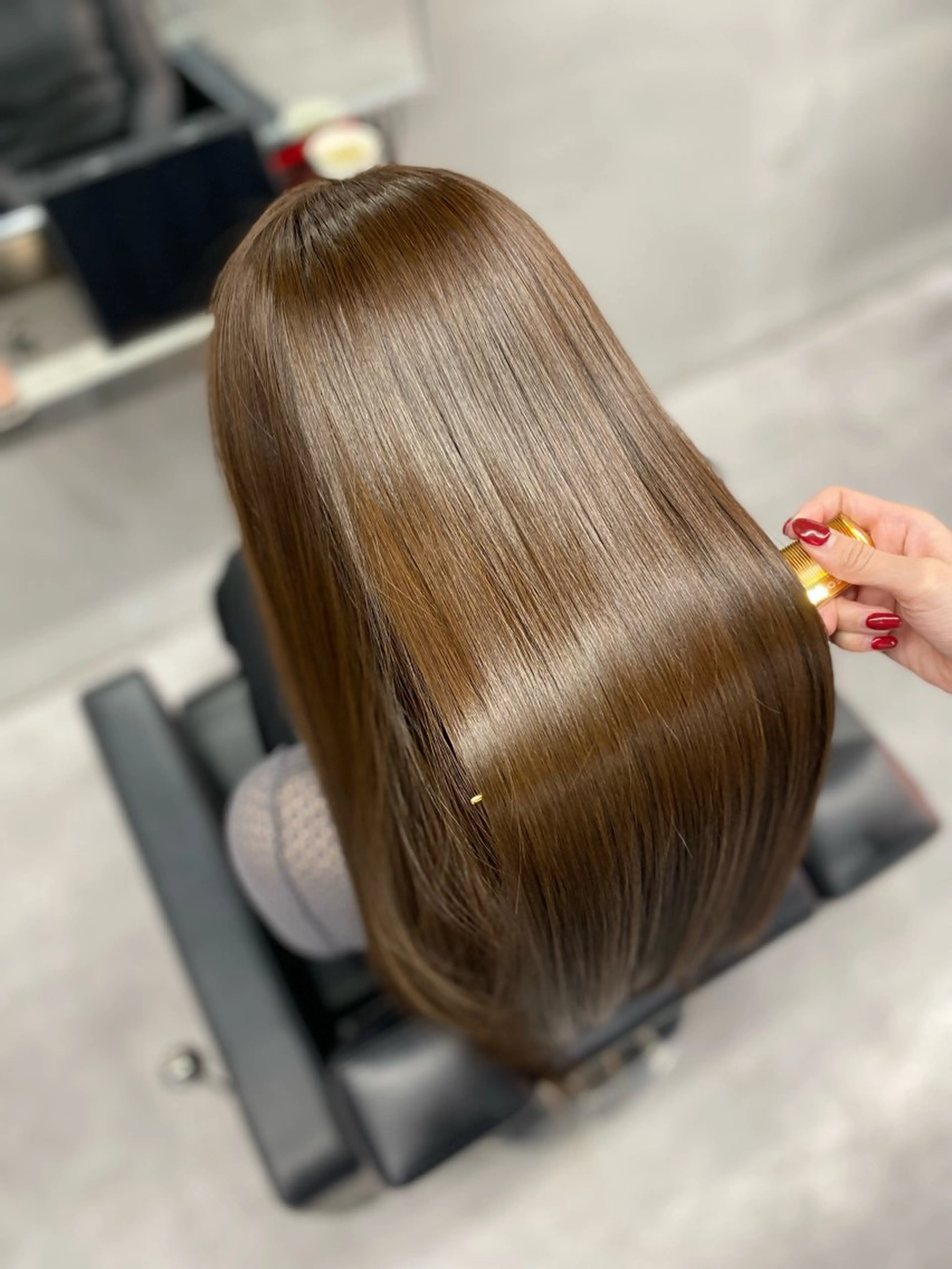 ロング 髪質改善 トリートメント 艶髪/縮毛矯正 🫧辻野海羽のヘアスタイル