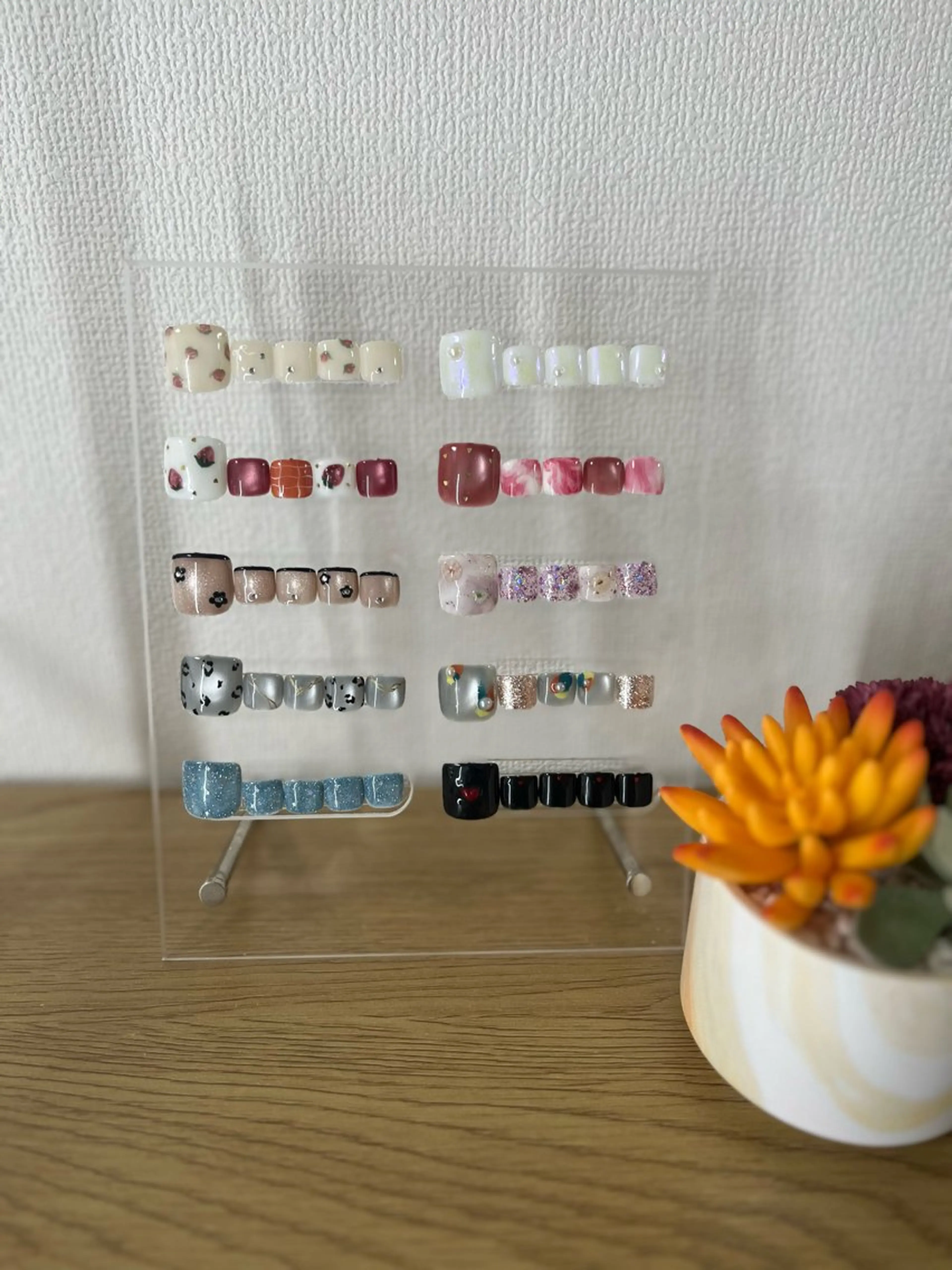 ネイル フットネイル Lea linoのネイルデザイン