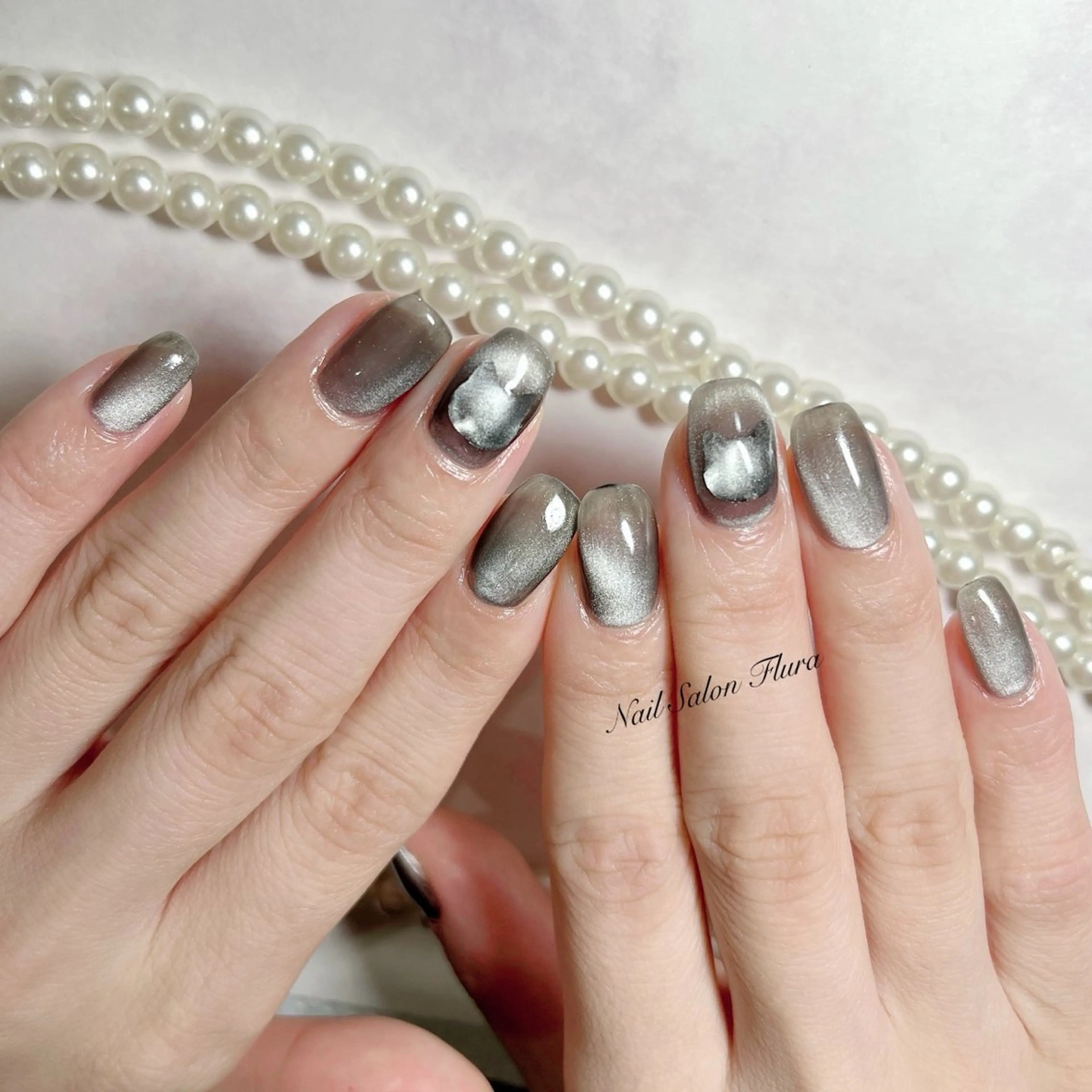 ネイル マグネットネイル ハンドネイル NailSalon Fluraのネイルデザイン