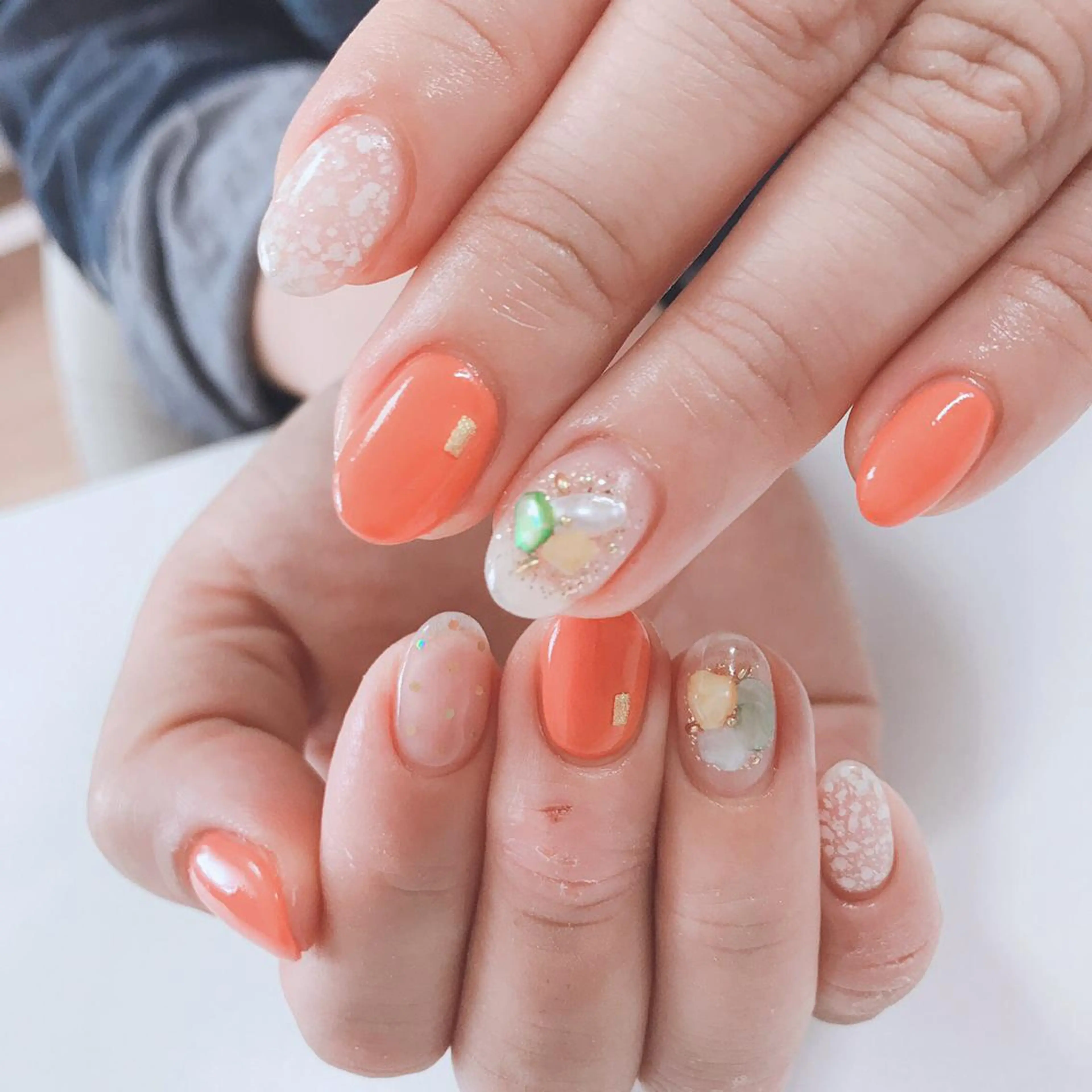 ネイル アートネイル 長さ出し フットネイル グリーン ニュアンスネイル Lily Roseスタッフ一同のマツエク・マツパデザイン