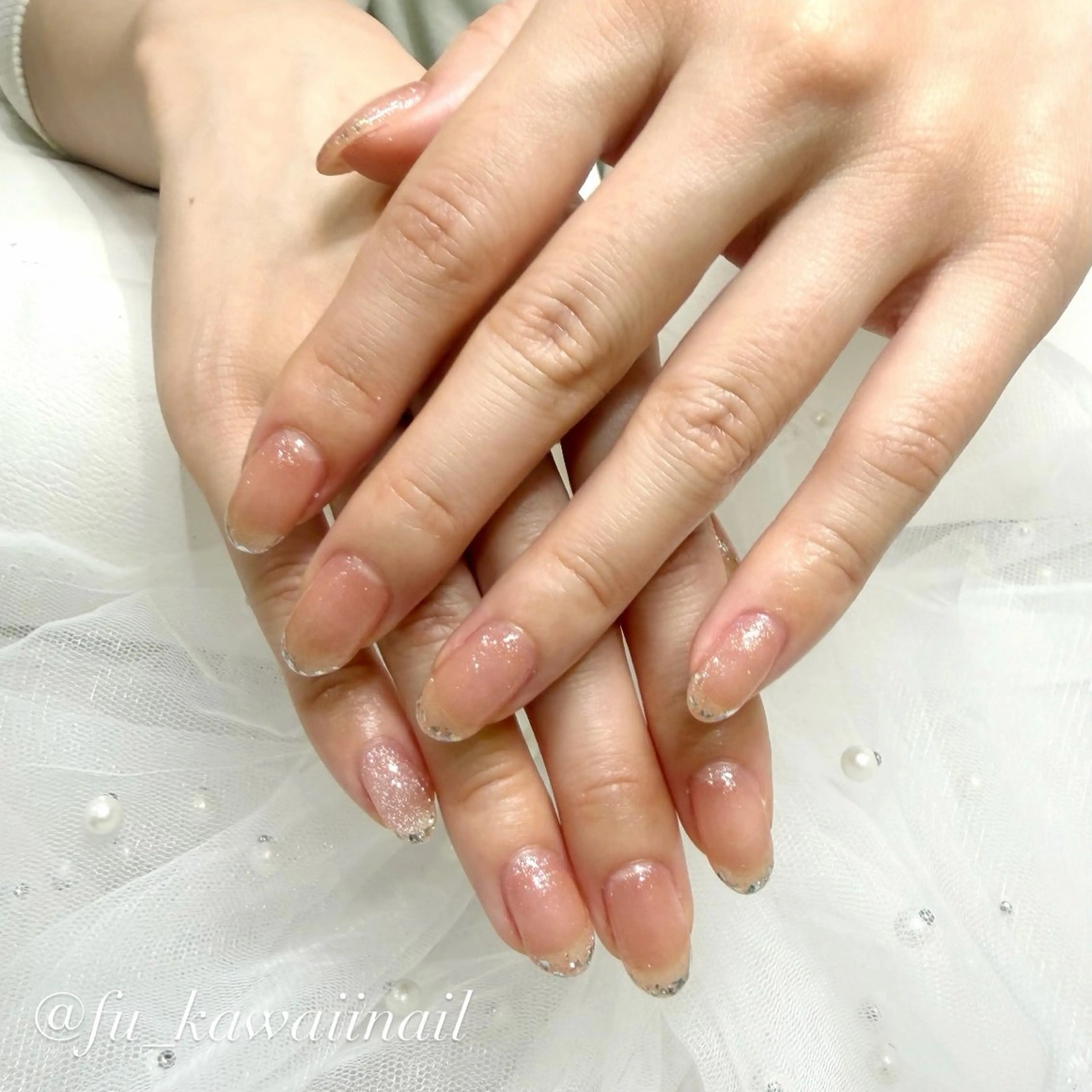 ネイル フレンチネイル ラメ(グリッター) ハンドネイル 🪞ヤギフウカ🪞 渋谷ネイルのネイルデザイン