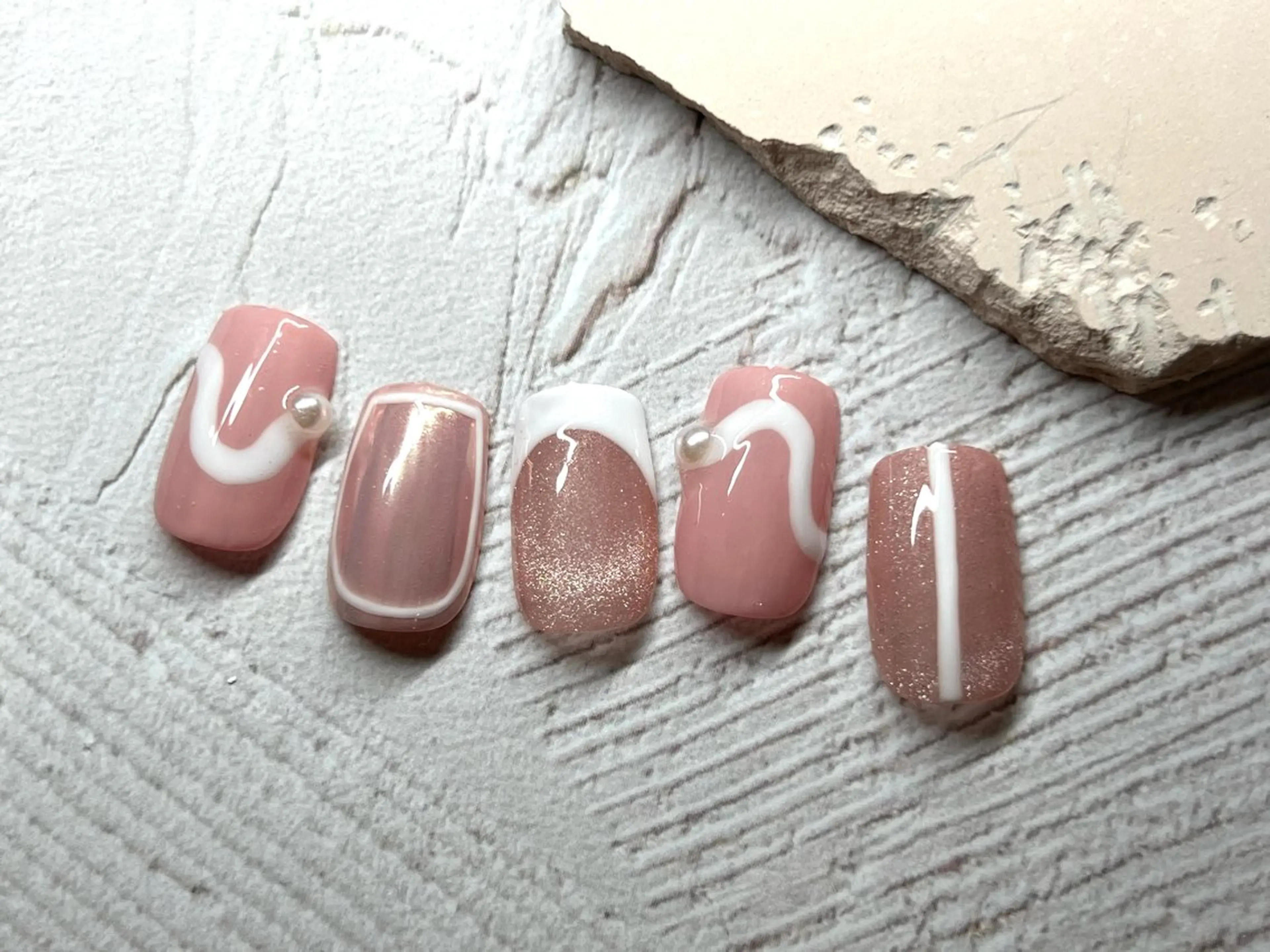 ネイル ピンク eun_ byShuKuRunのネイルデザイン