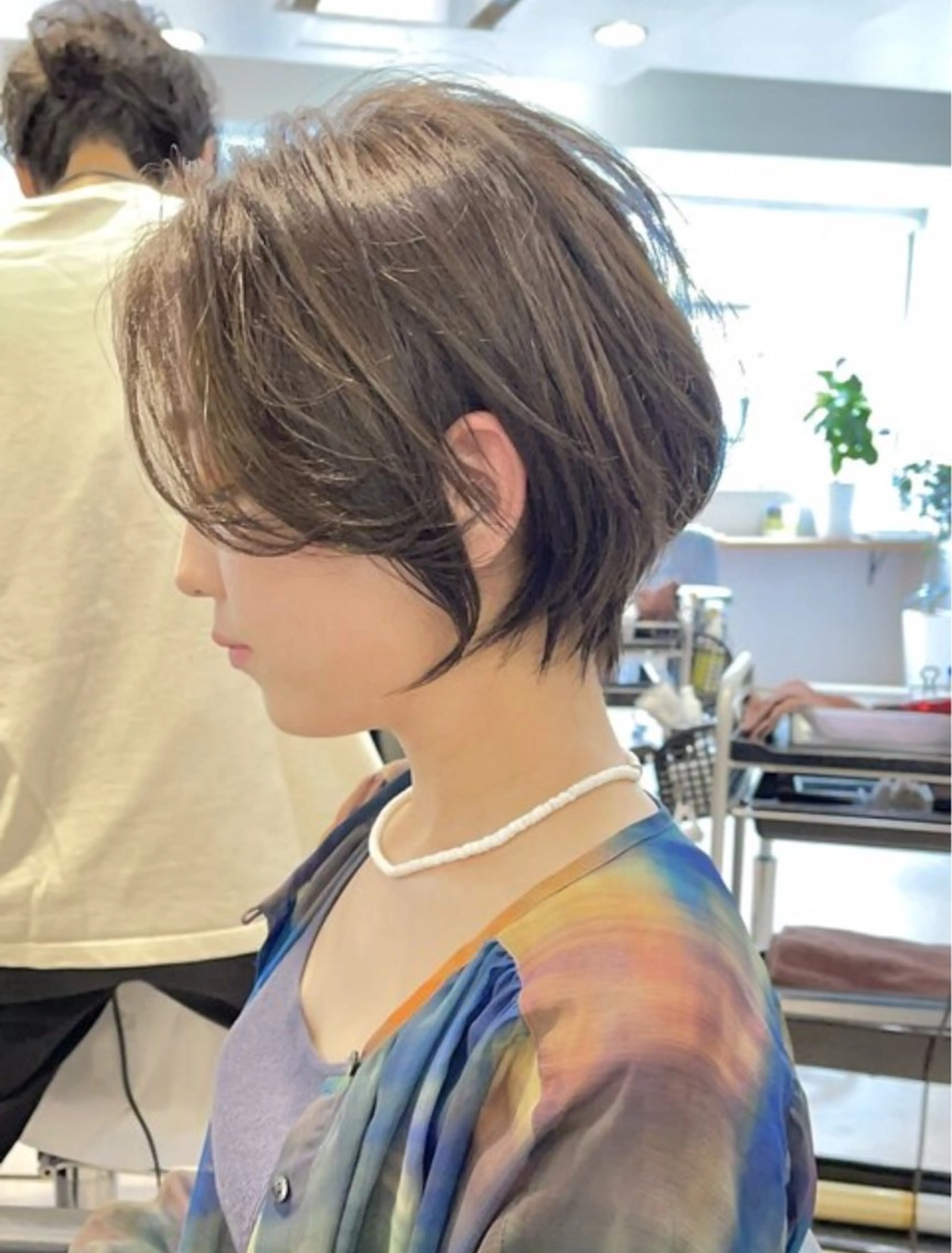 ショート 前下がりボブ ショートボブ ハンサムショート アッシュ アッシュグレー 🎀クロスパーマ／ ボブ🎀MOMONAのヘアスタイル