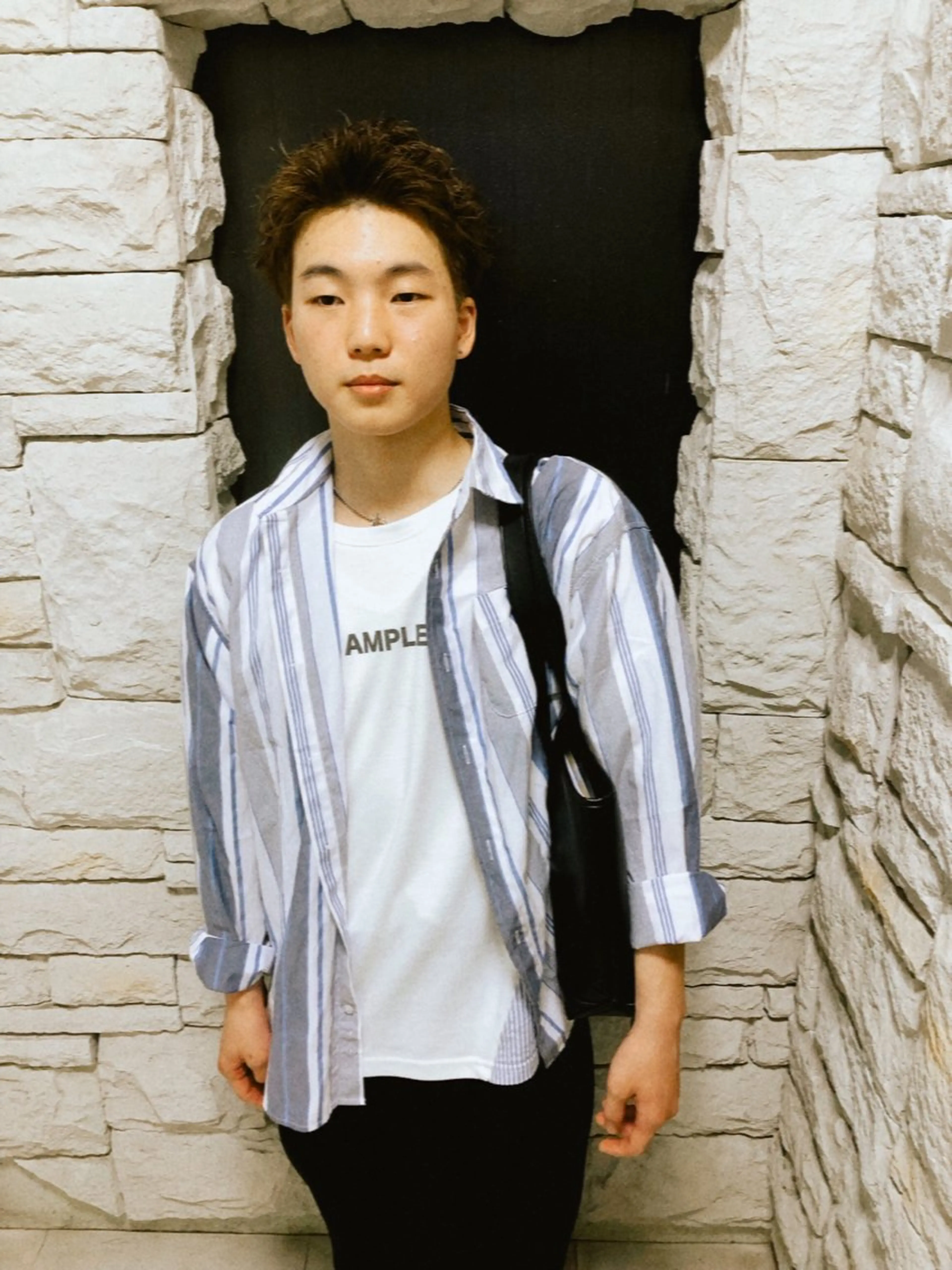 カラー ヘアアレンジ メンズ メンズブリーチ スパイキーショート ベージュカラー ブリーチ カット ヘアカラー トリートメント ヘアセット ainico+所属・メンズ特化✂️栗原 侑也のヘアスタイル