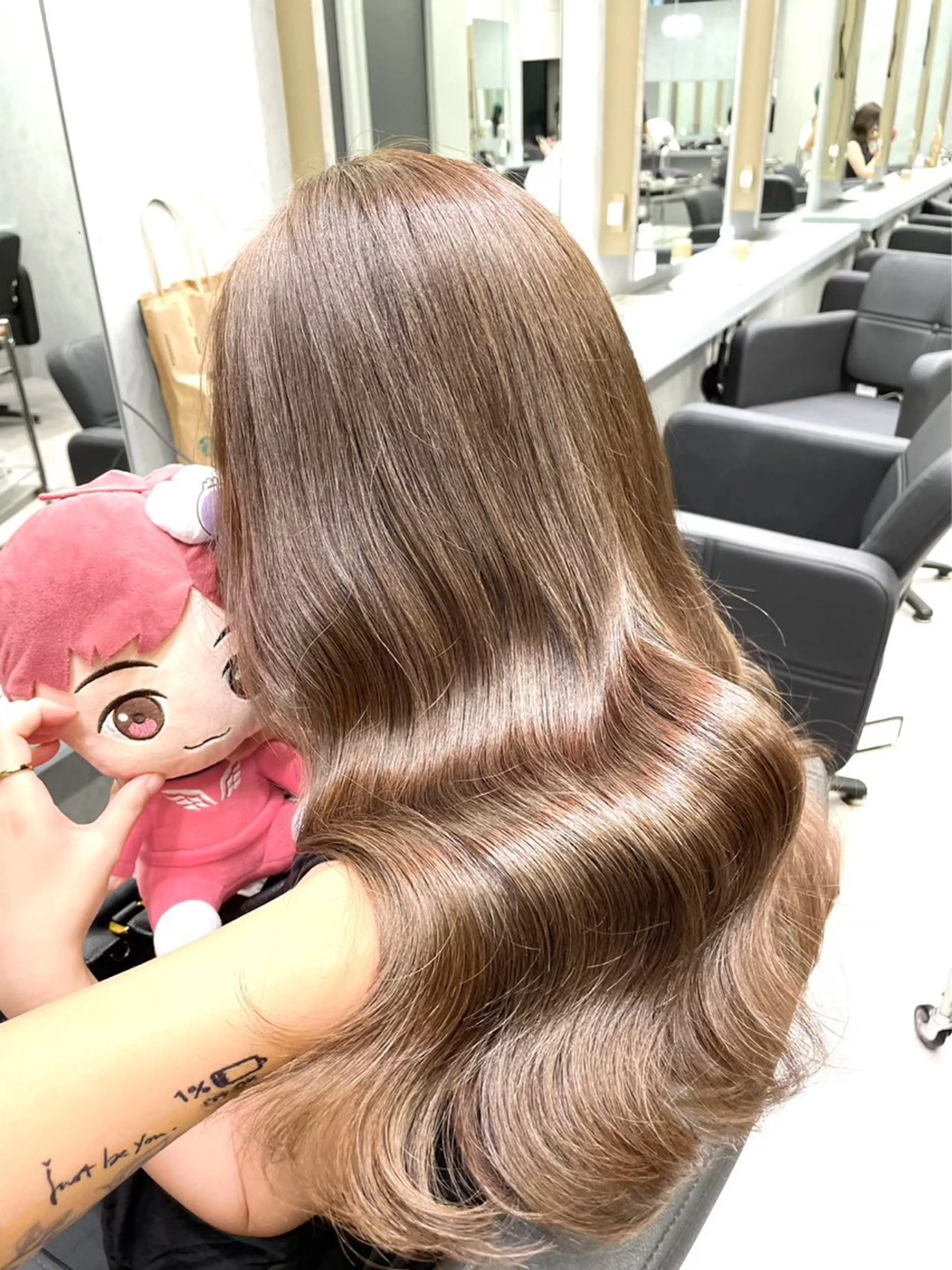 ロング カラー シールエクステ ブリーチ ケアブリーチ デザインカラー ダブルカラー 🦋韓国hair🦋 エクステ店長sakiのヘアスタイル