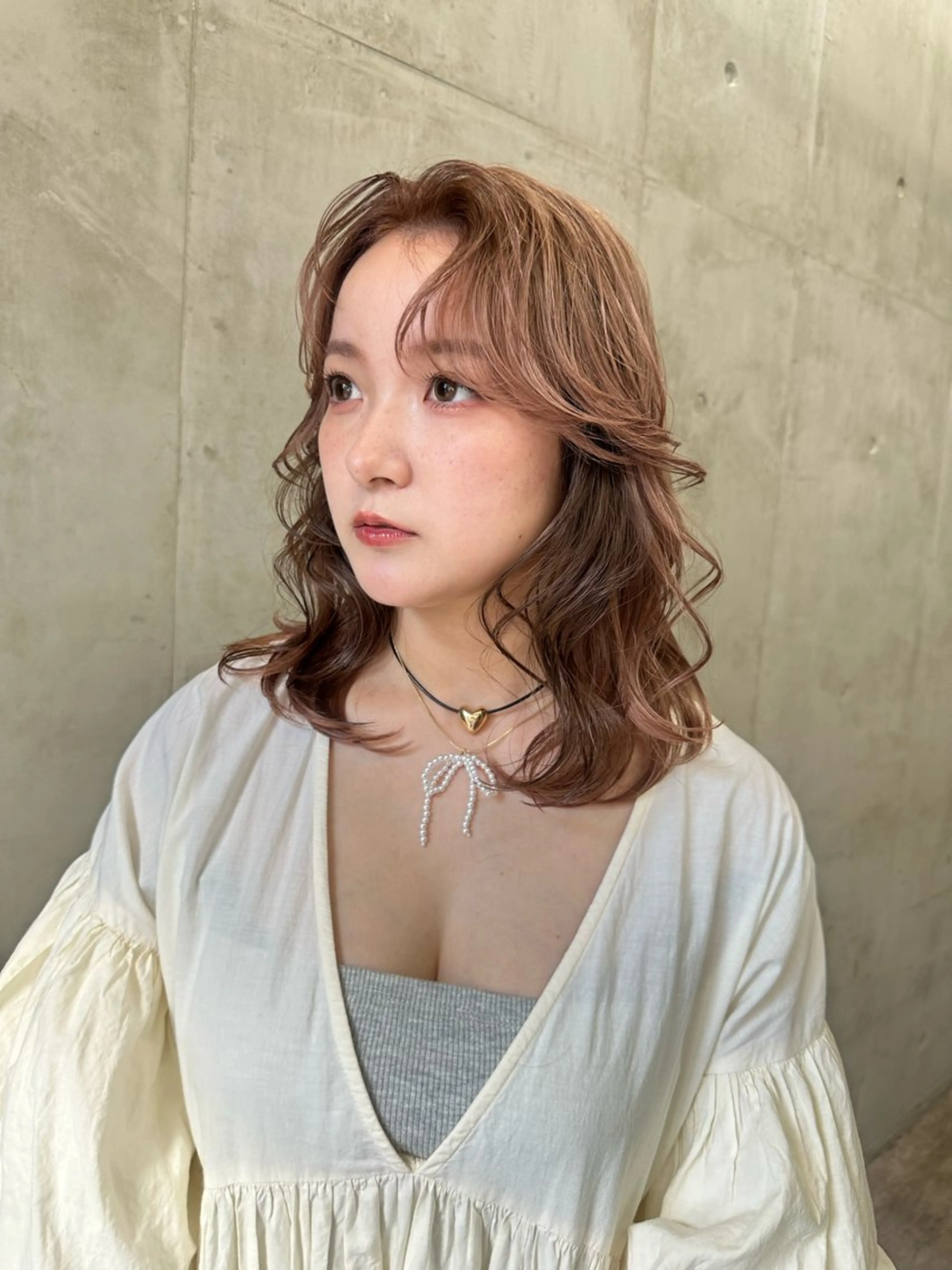 ミディアム カラー ベージュカラー ピンクカラー ピンクベージュ ヘアカラー トリートメント カットモデル募集中 ／HARUKA🎀のヘアスタイル