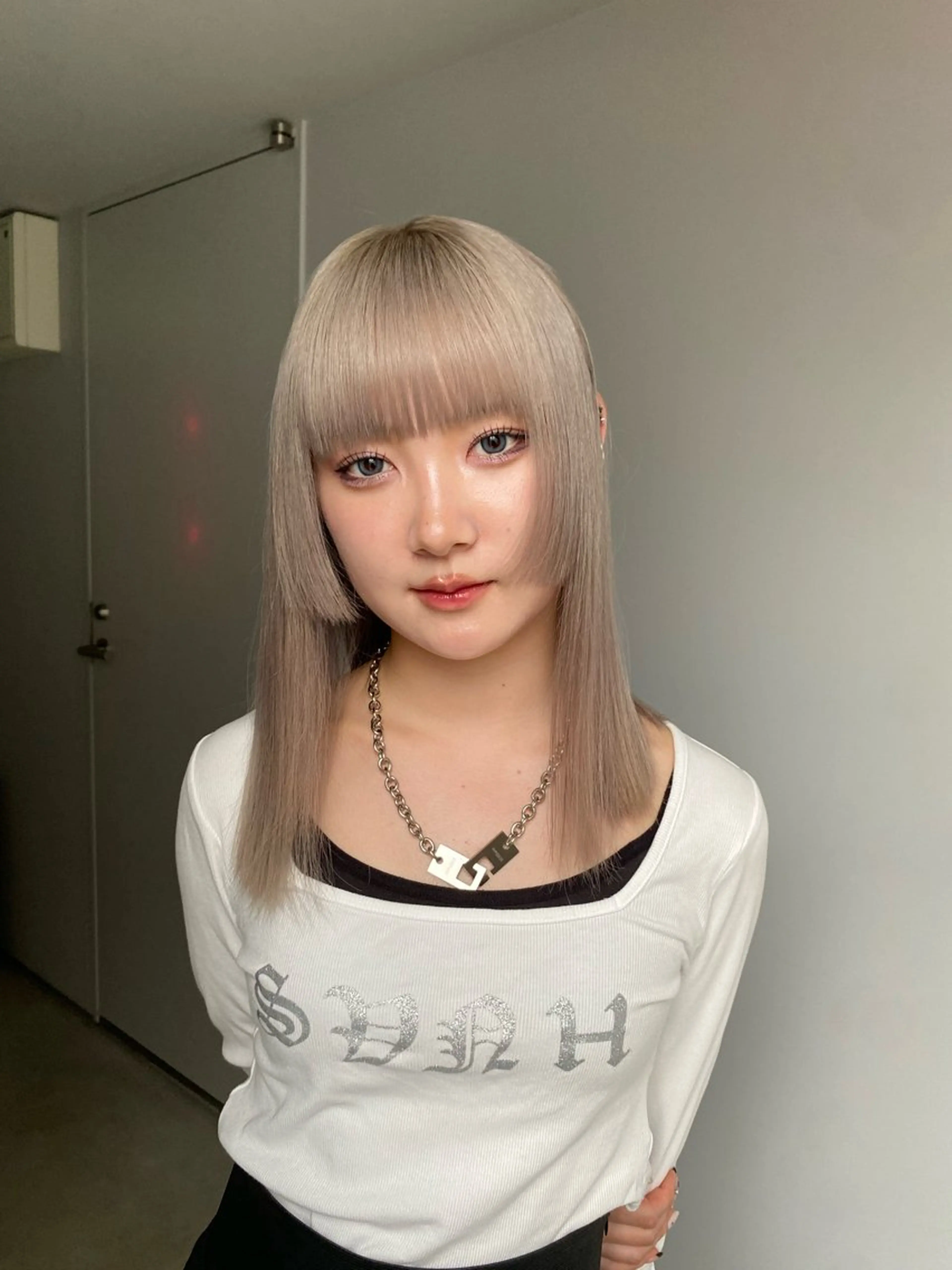 ミディアム カラー ヘアアレンジ グレージュ ミルクティーグレージュ 姫カット ヘアカラー トリートメント mina 🌷のヘアスタイル