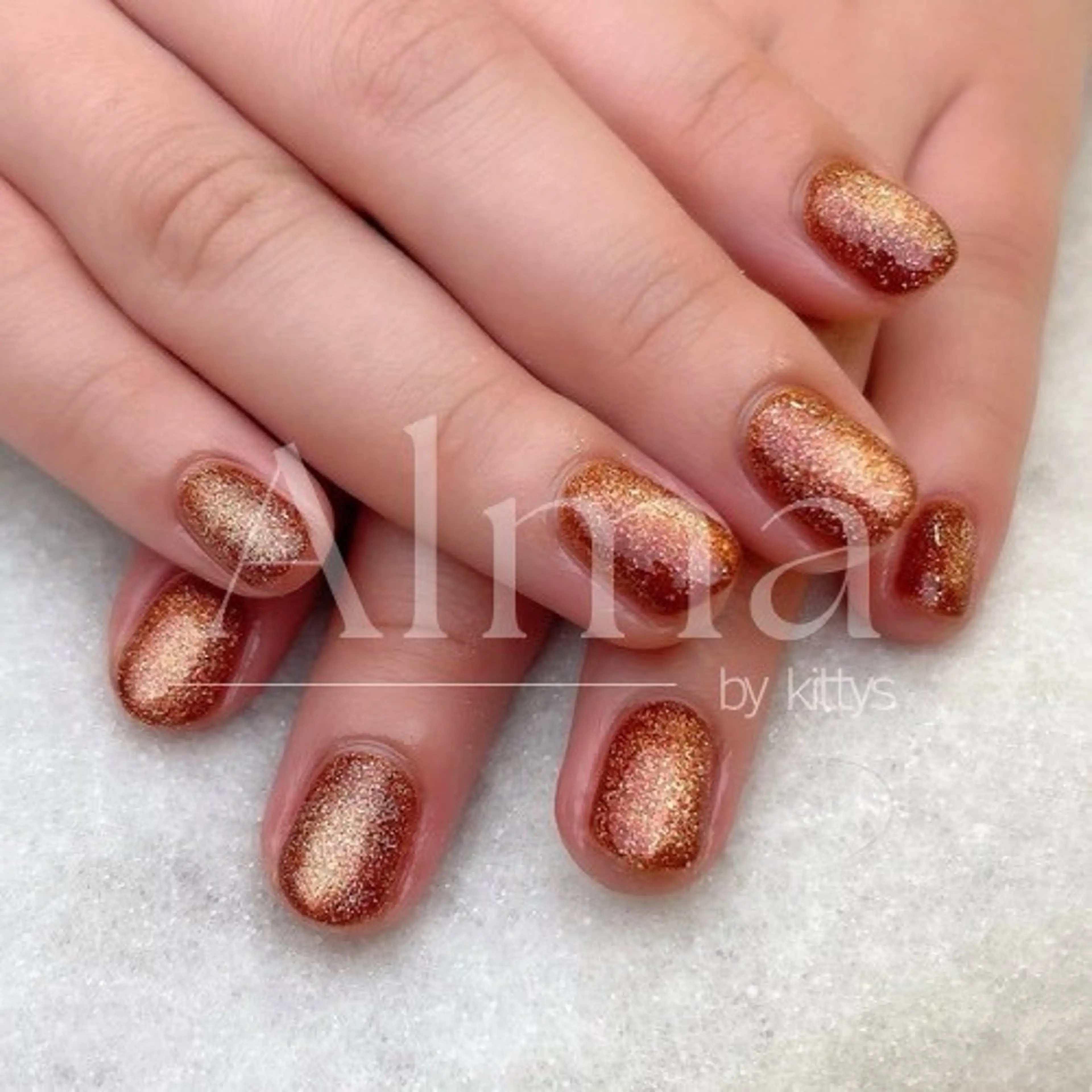 ネイル ハンドネイル Alma chitoseのネイルデザイン