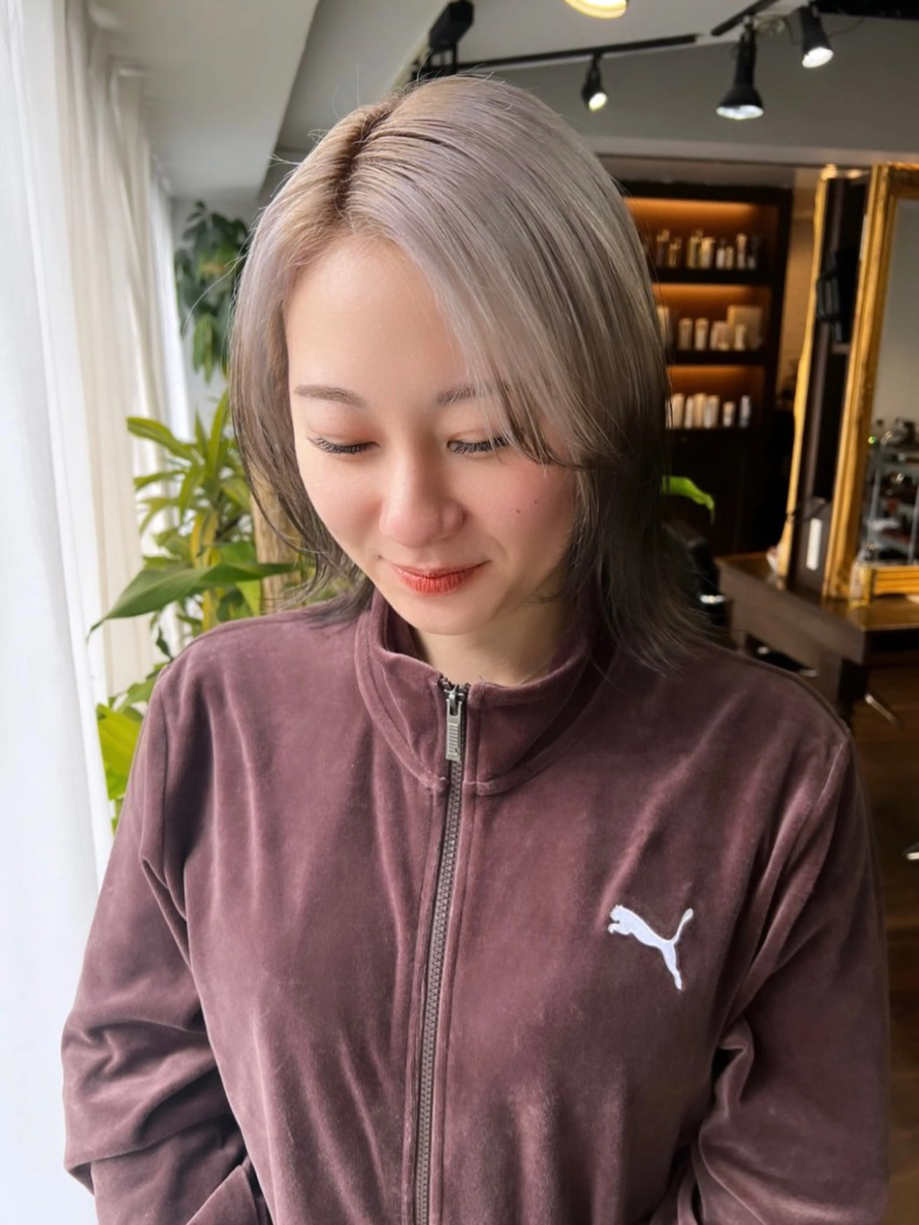 ミディアム カラー ブリーチ ケアブリーチ 透明感カラー デザインカラー ダブルカラー ハイトーン/ボブ 🎀sonokaのヘアスタイル